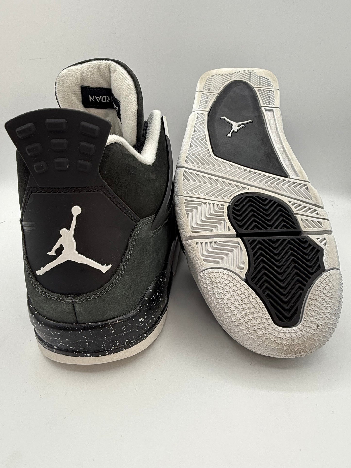 Jordan 4 Retro Fear (2024) UK 9.5 - RecycledStreetwear