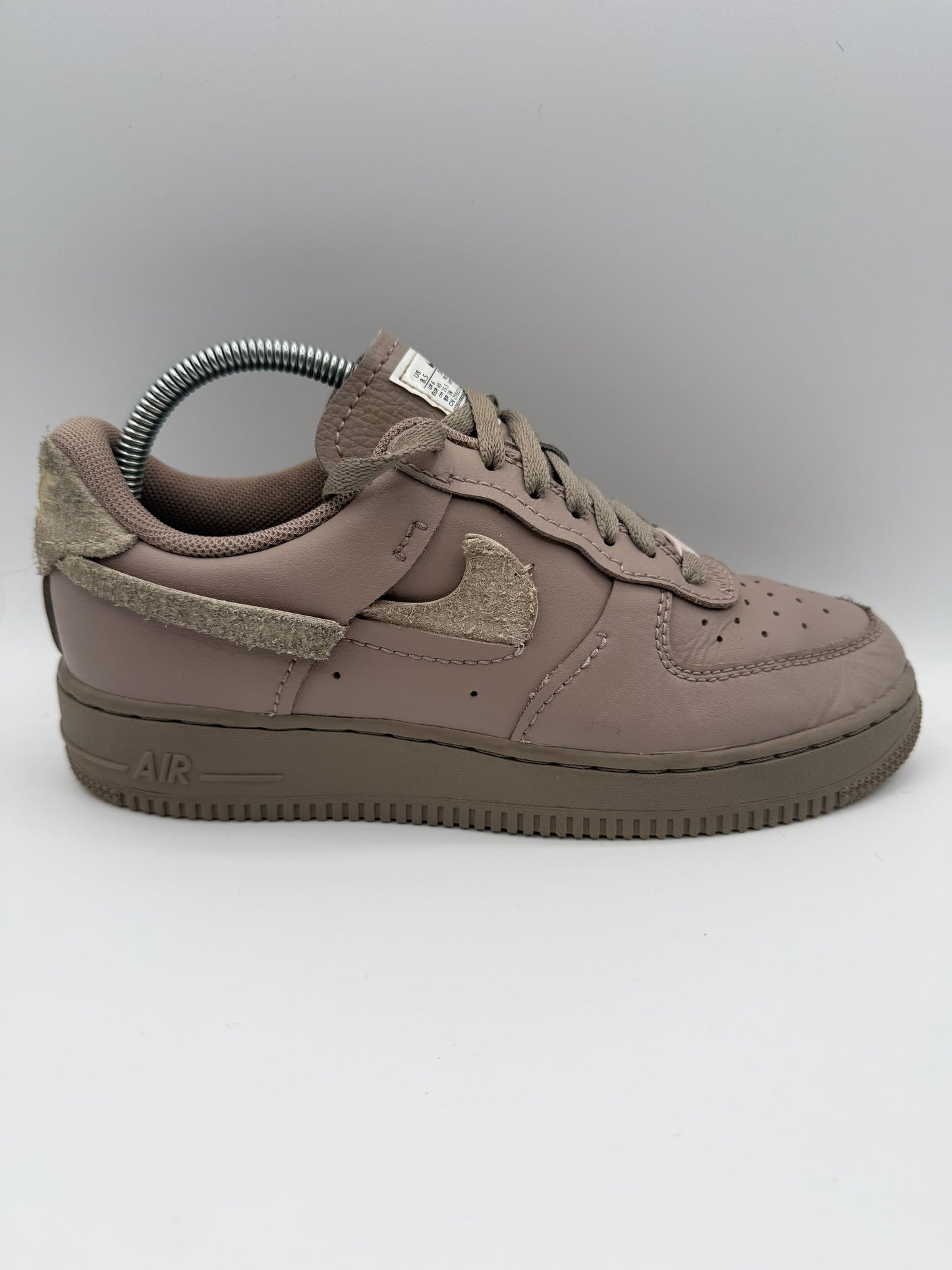 K3027 Nike Air Force 1 Low LXX Malt UK 6 - RecycledStreetwear