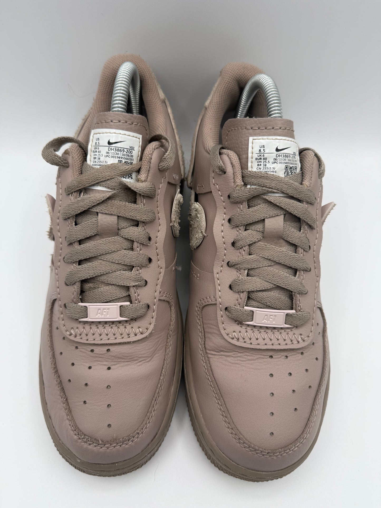 K3027 Nike Air Force 1 Low LXX Malt UK 6 - RecycledStreetwear