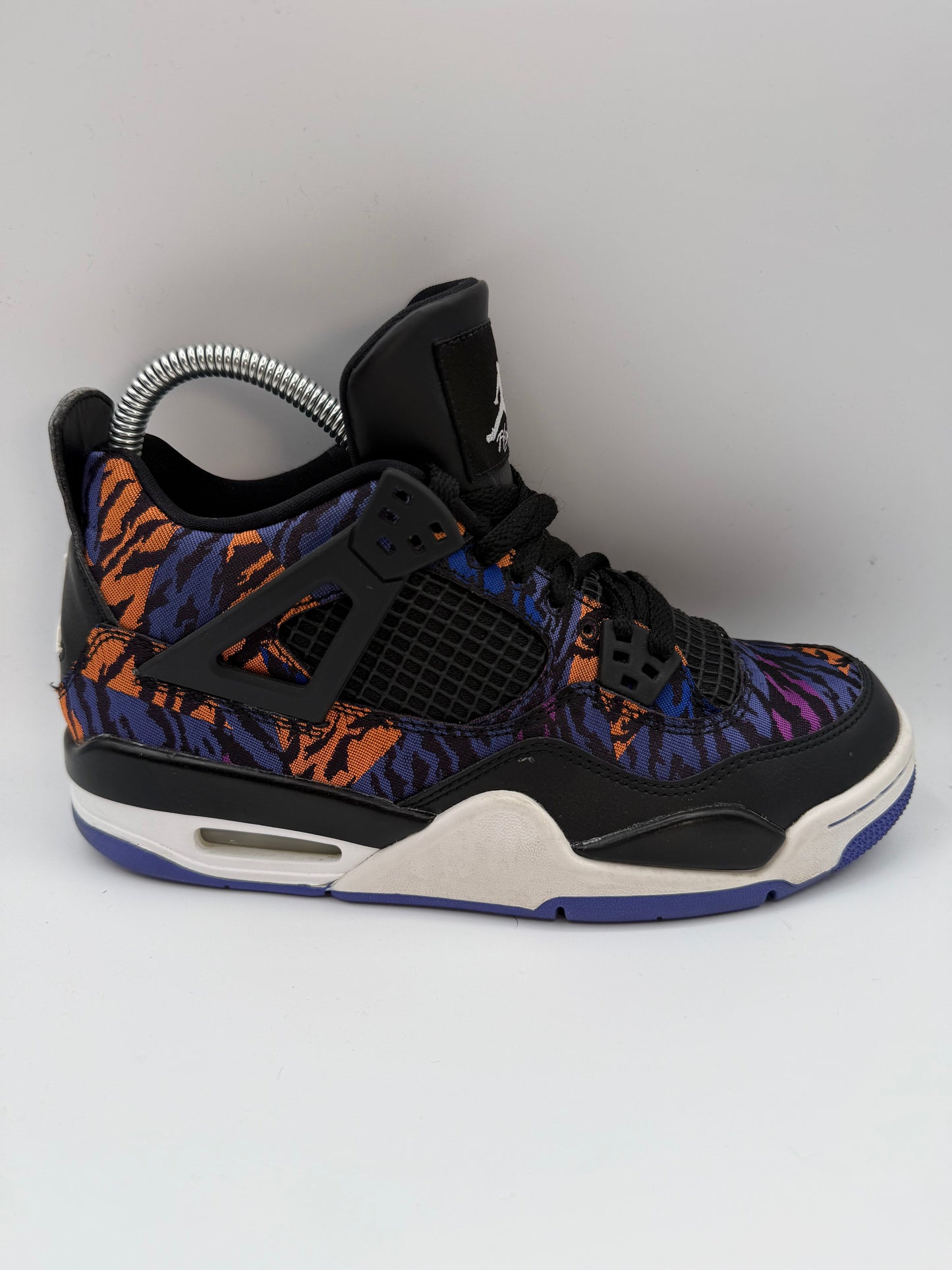 L1802 Jordan 4 Retro Black Rush Violet UK 5.5 - RecycledStreetwear