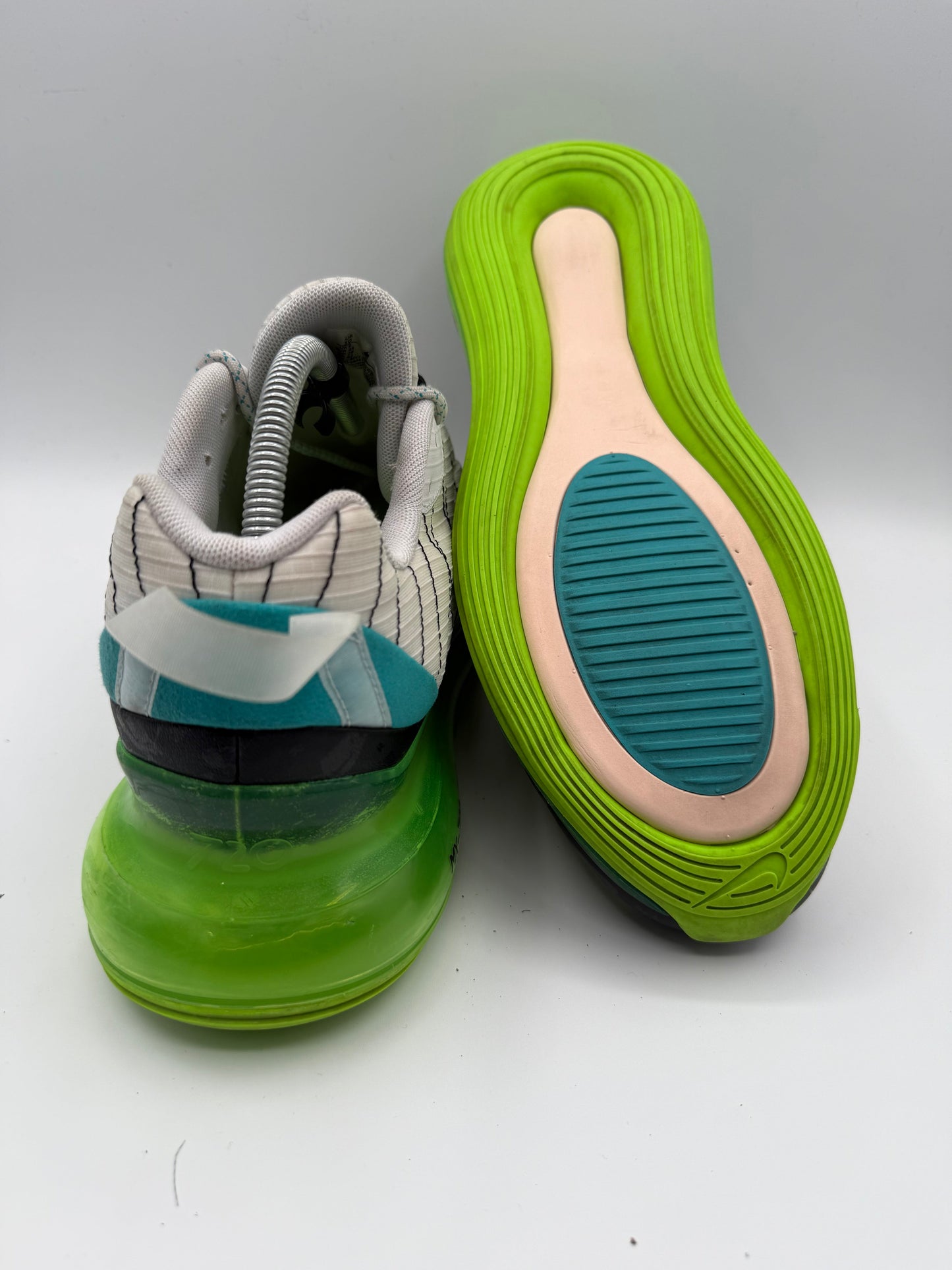 L1953 Nike Air MX 720 - 818 White Ghost Green UK 9 - RecycledStreetwear