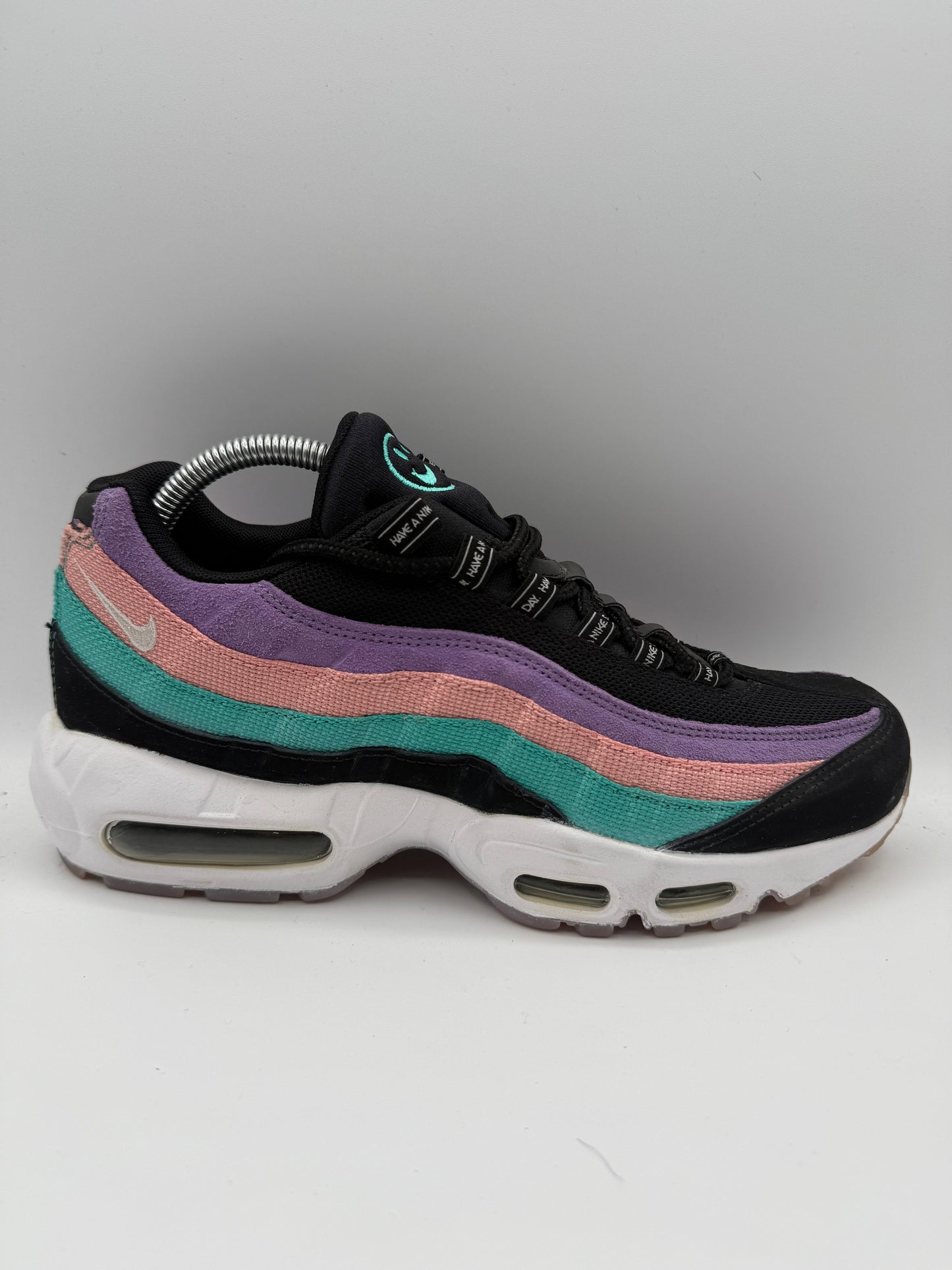L2045 Nike Air Max 95 Have a Nike Day UK 7 - RecycledStreetwear