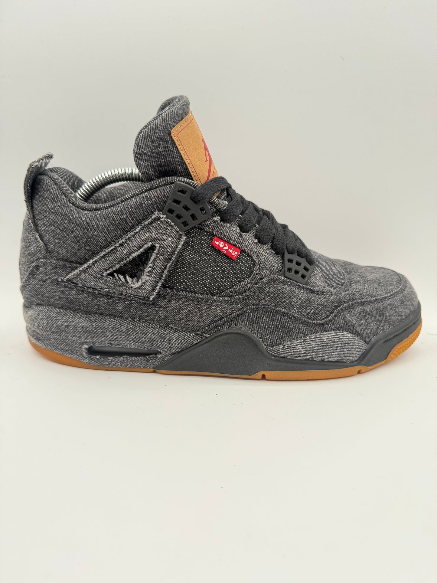 L2098 Jordan 4 Retro Levi's Black UK 9.5 - RecycledStreetwear