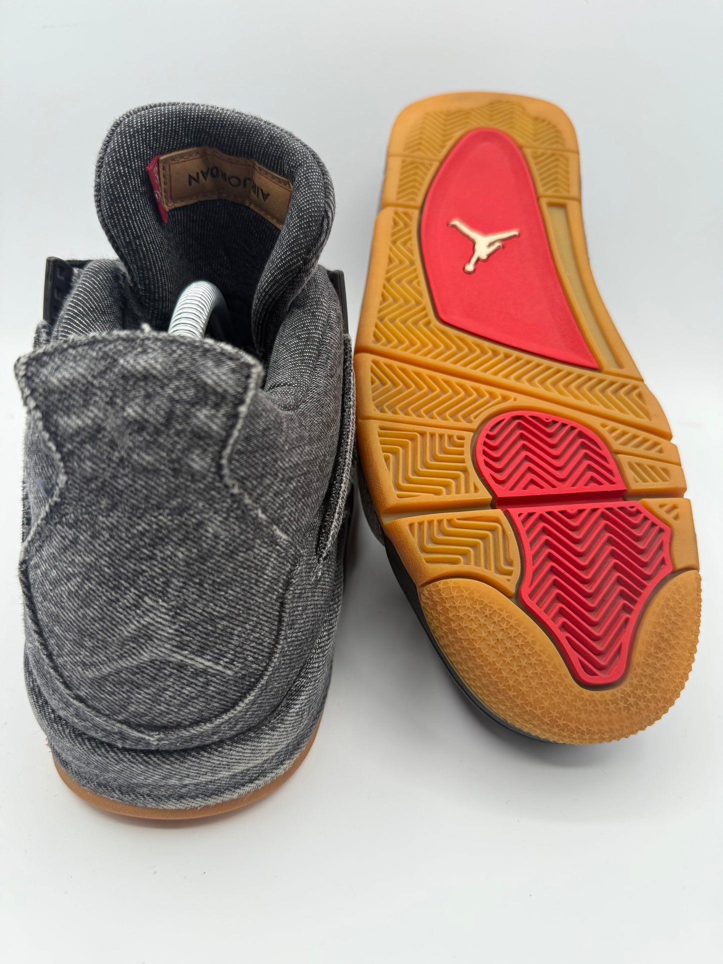 L2098 Jordan 4 Retro Levi's Black UK 9.5 - RecycledStreetwear