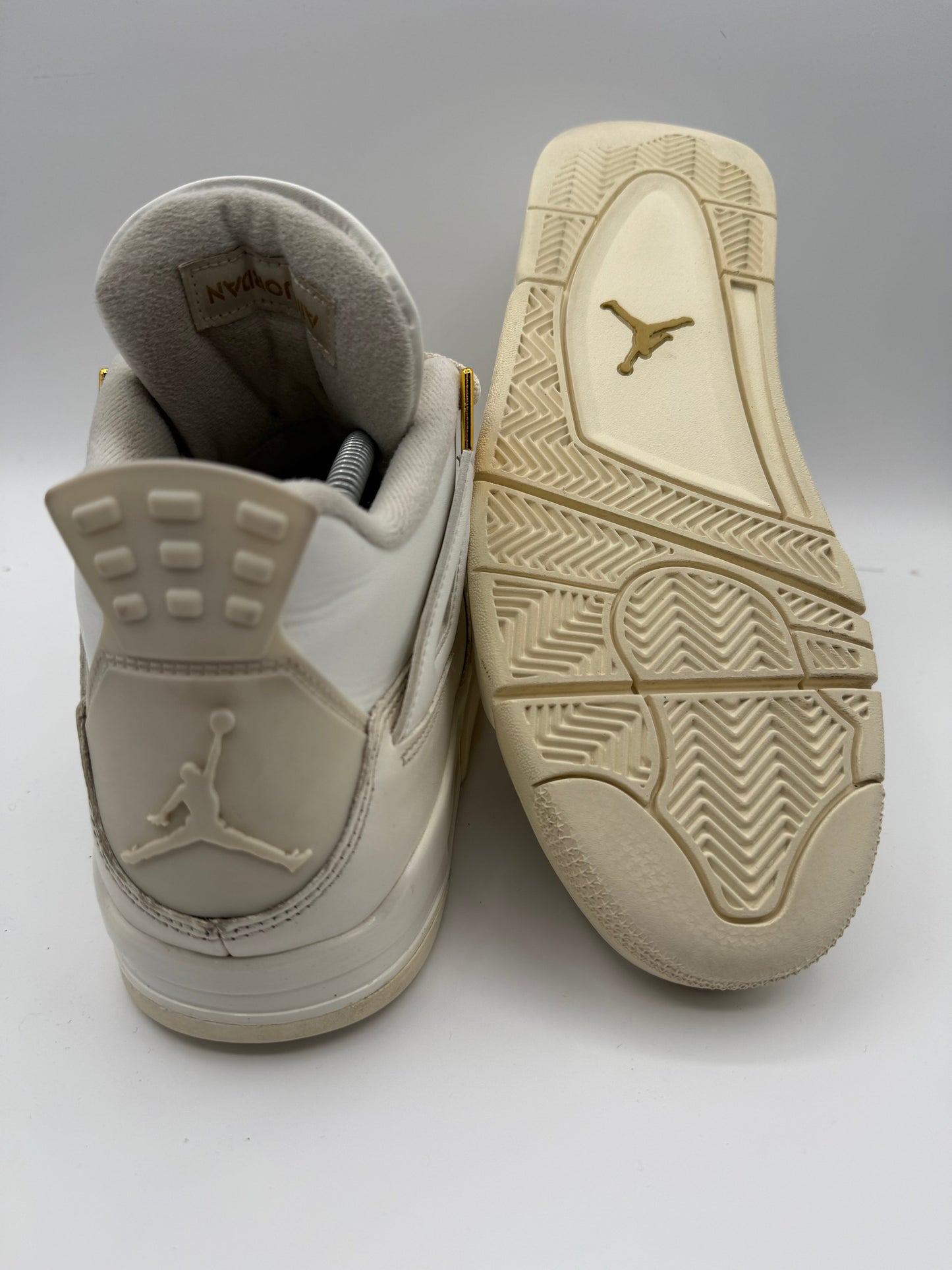 L2104 Jordan 4 Retro Metallic Gold UK 9.5 - RecycledStreetwear