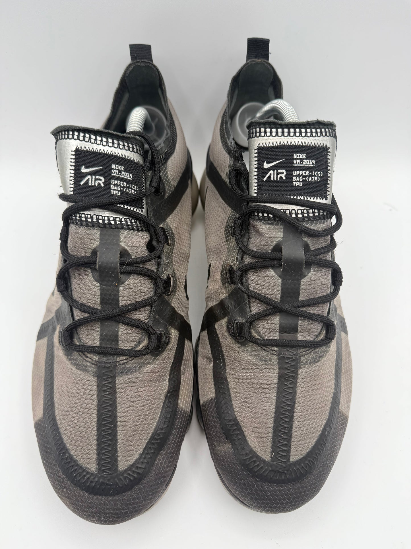 L2124 Nike Air VaporMax 2019 Triple Black UK 9 - RecycledStreetwear