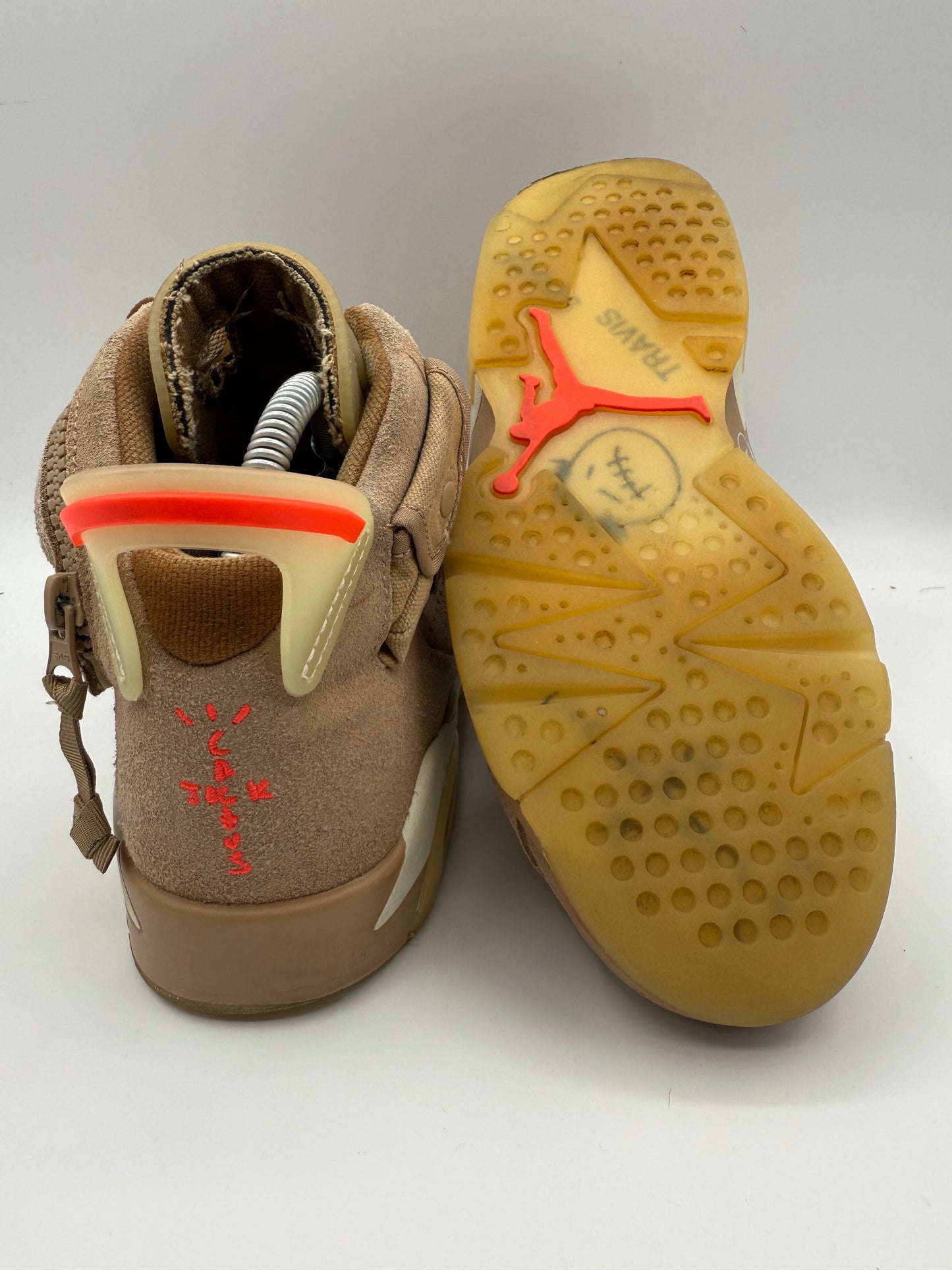 L2348 Jordan 6 Retro Travis Scott British Khaki UK 5 - RecycledStreetwear