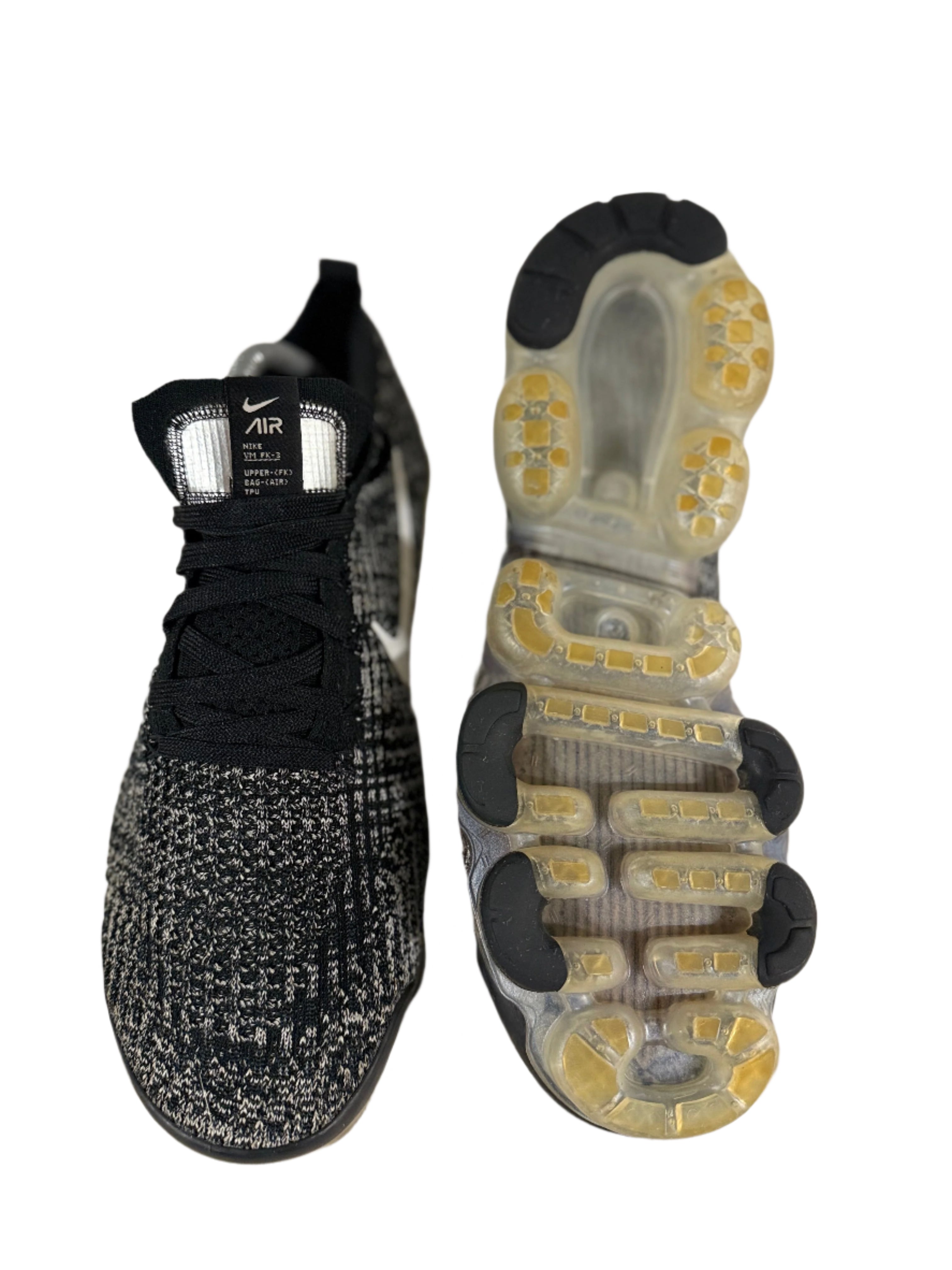 Nike Air VaporMax Flyknit 3 ‘Oreo’ UK 8 - RecycledStreetwear