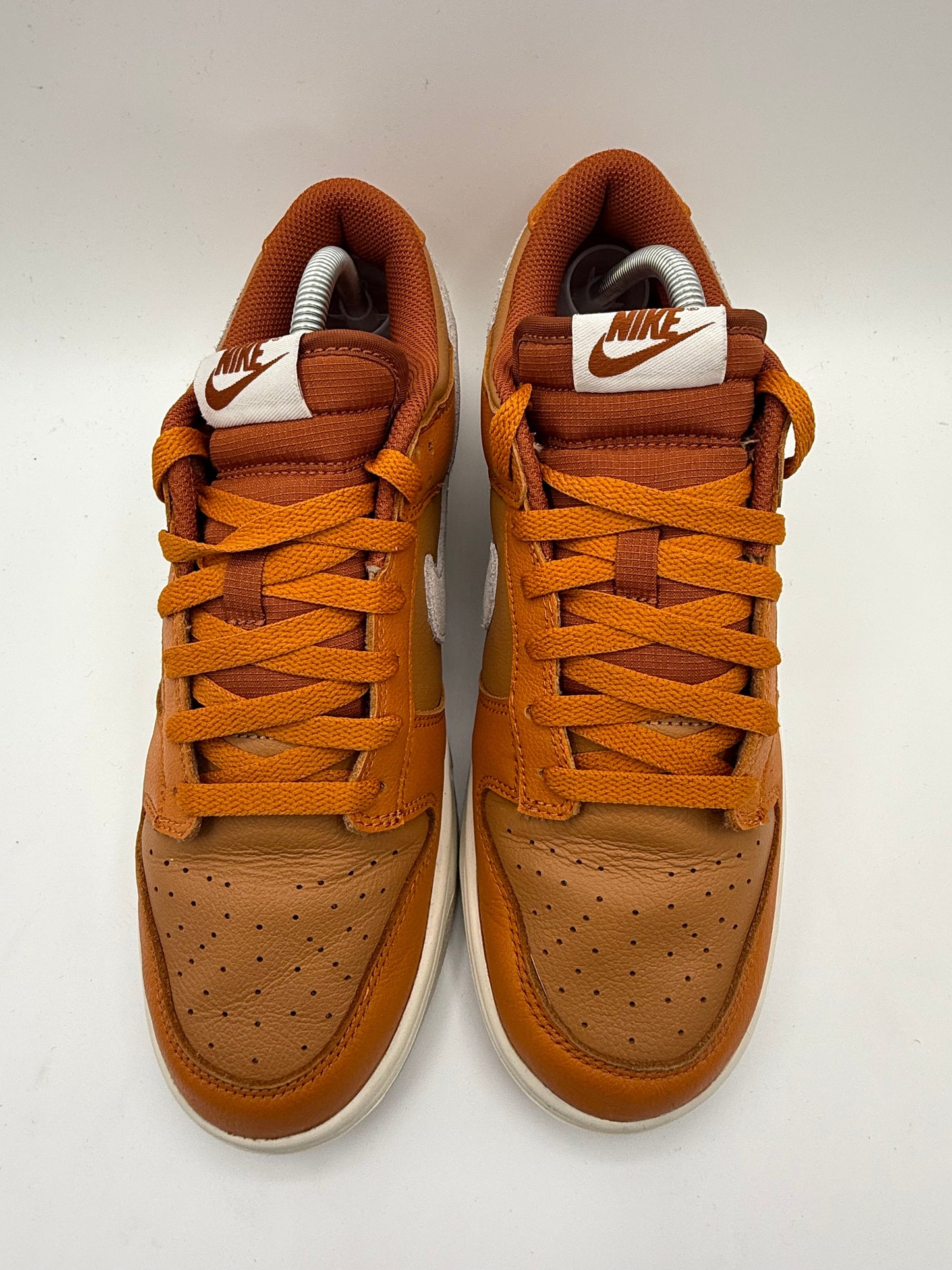 Nike Dunk Low Retro SE Monarch UK 8 - RecycledStreetwear