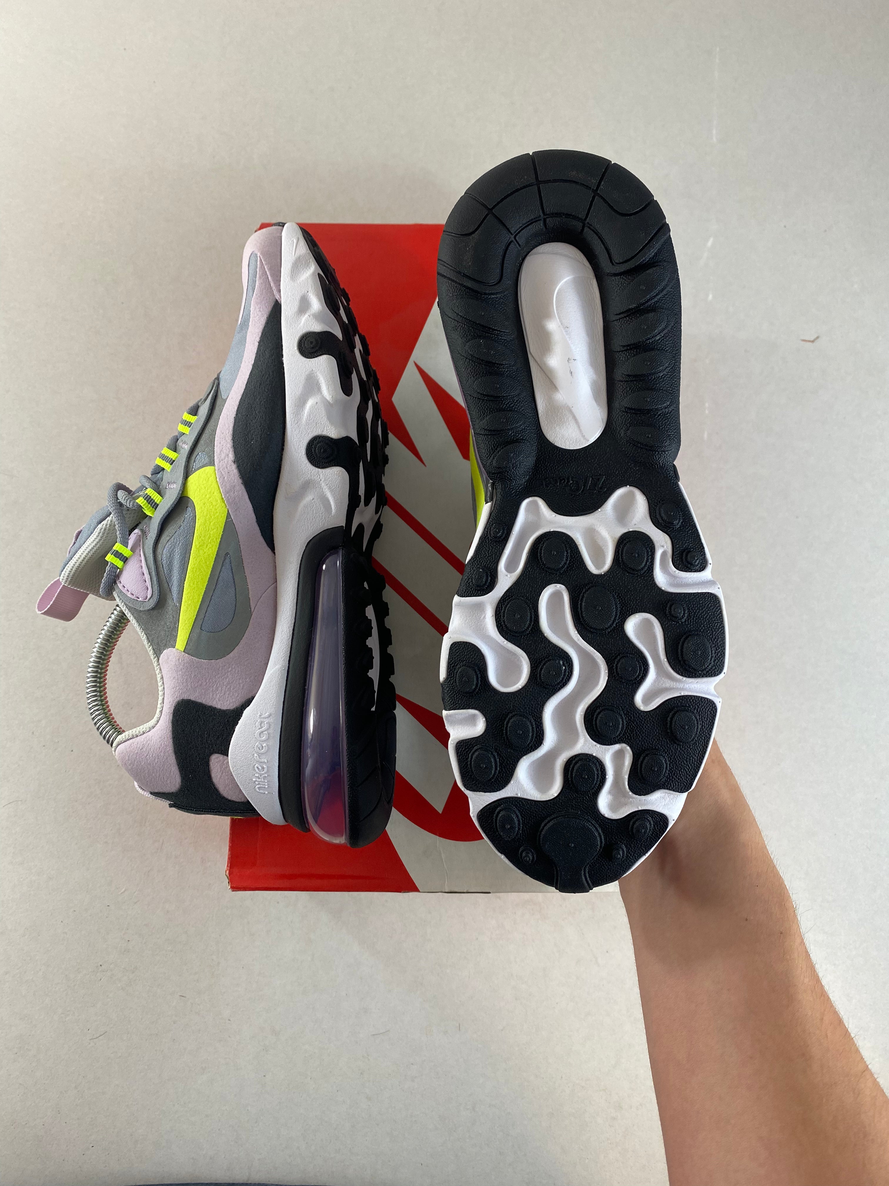 Nike Air Max 270 React UK 4.5