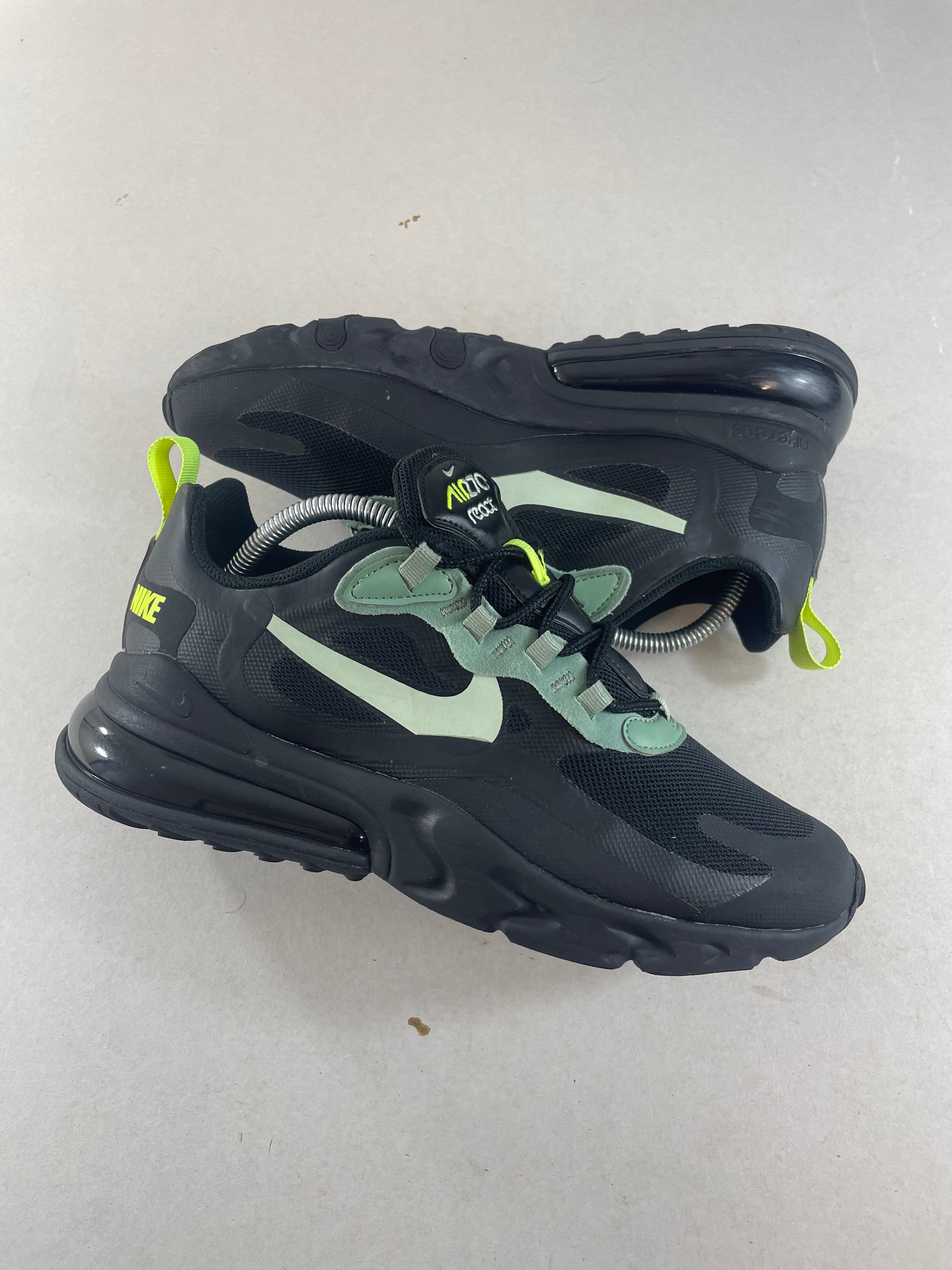 Nike Air Max 270 React UK 7.5