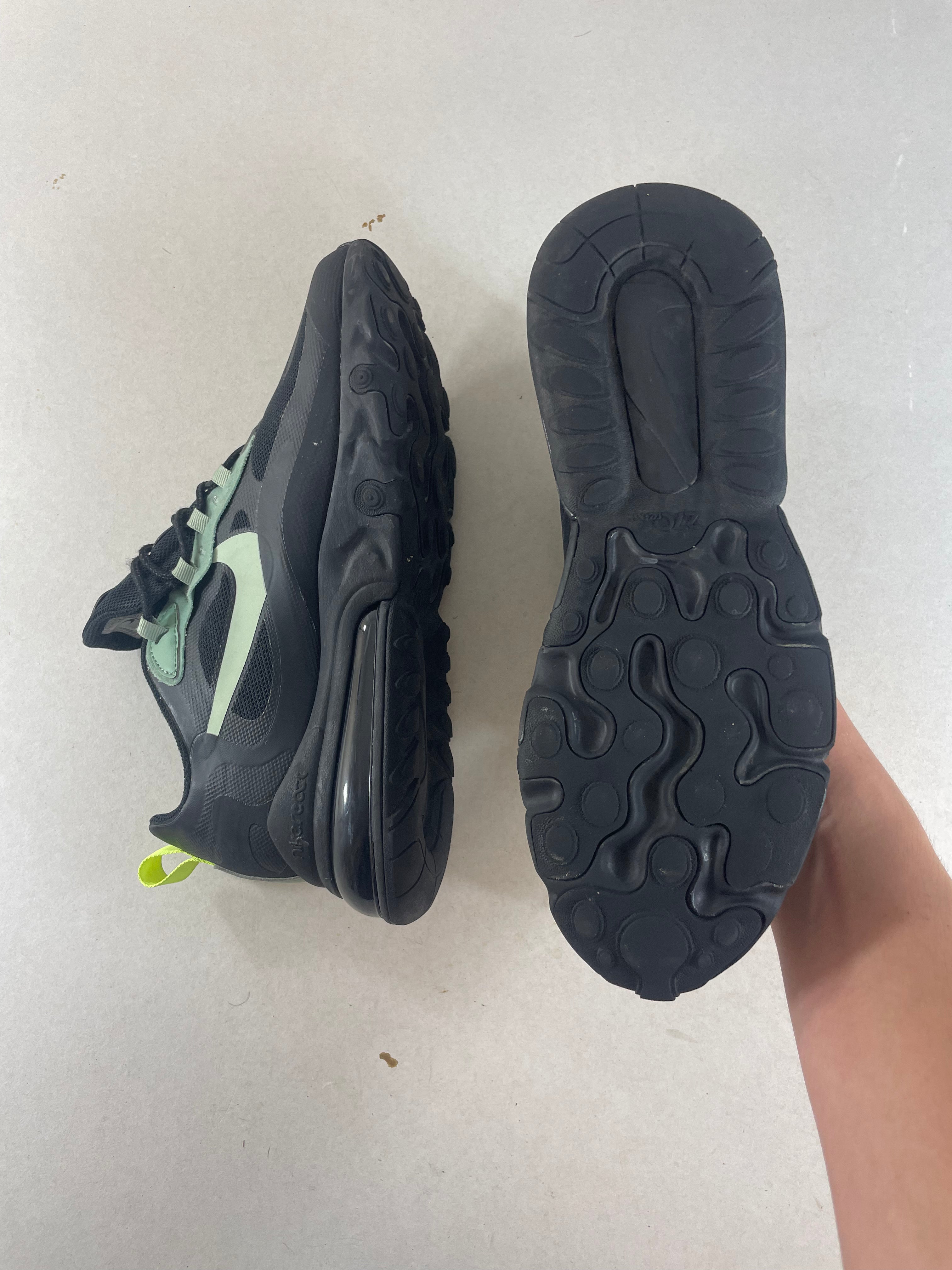 Nike Air Max 270 React UK 7.5