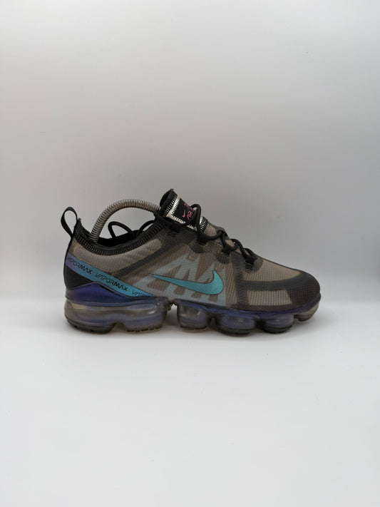 L765 Nike Air VaporMax 2019 Throwback Future UK 7