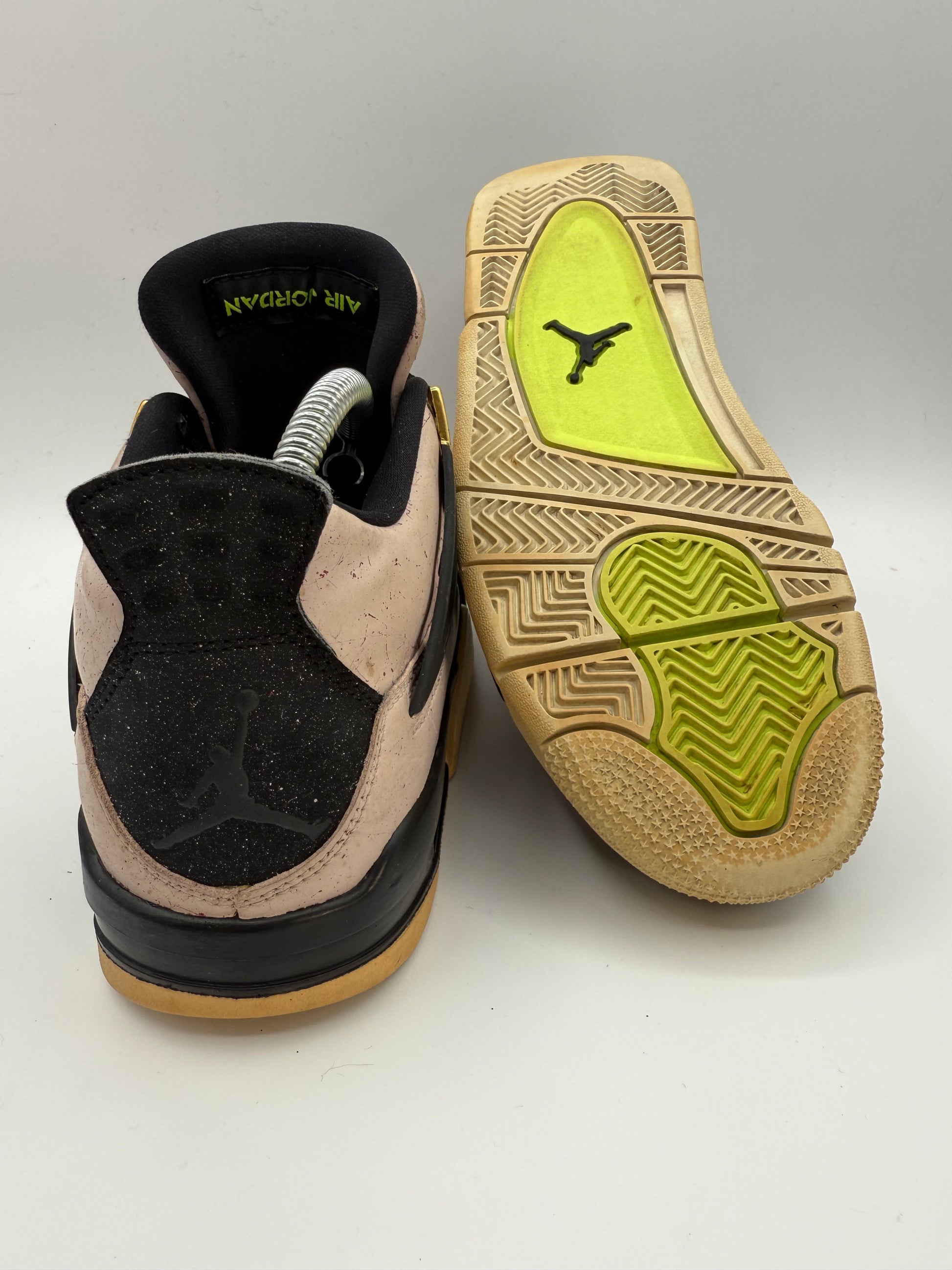 Jordan 4 Retro Silt Red Splatter (Women's) UK 4.5 - RecycledStreetwear
