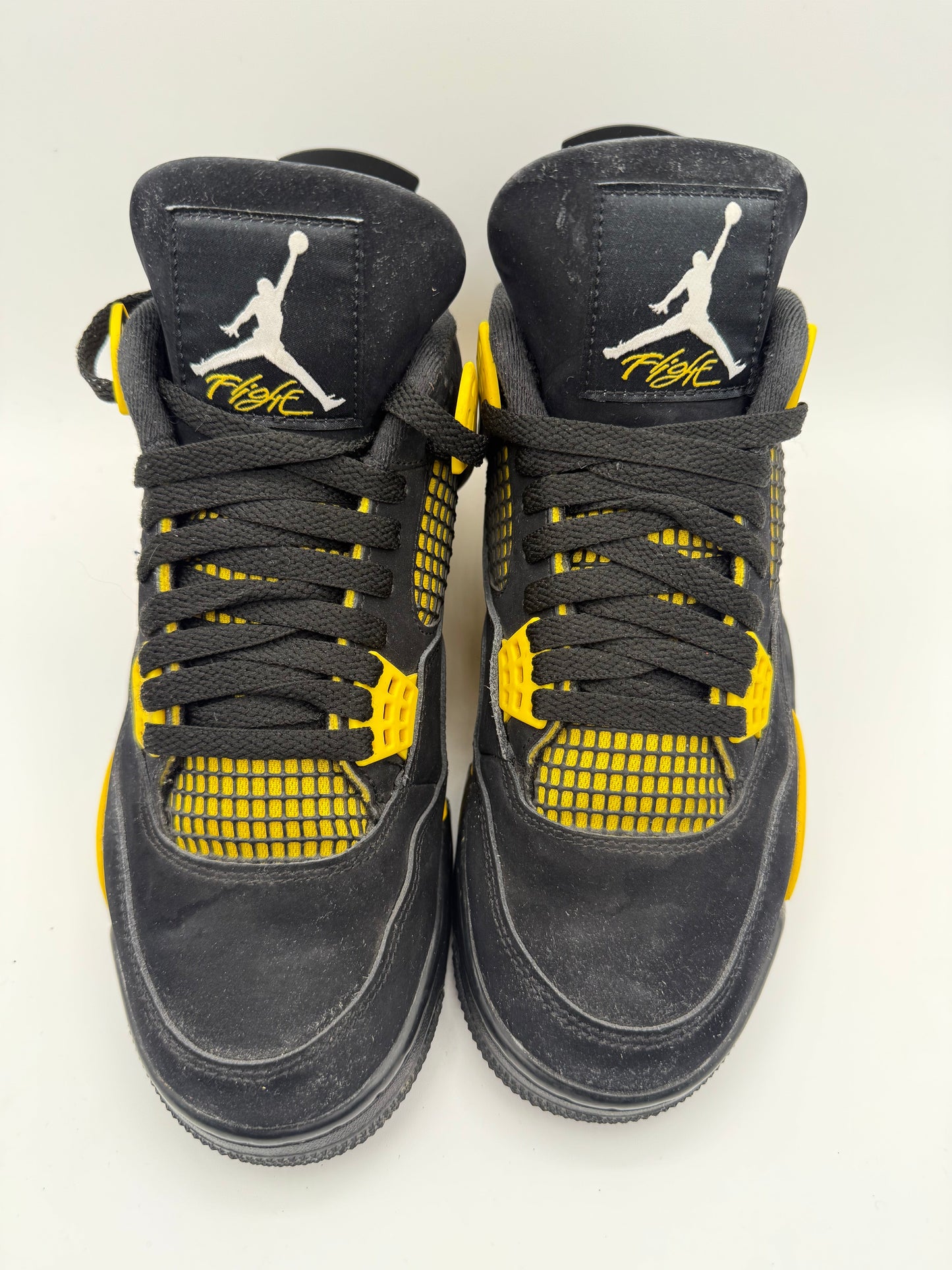 L1595 Jordan 4 Retro Thunder (2023) UK 7.5 - RecycledStreetwear