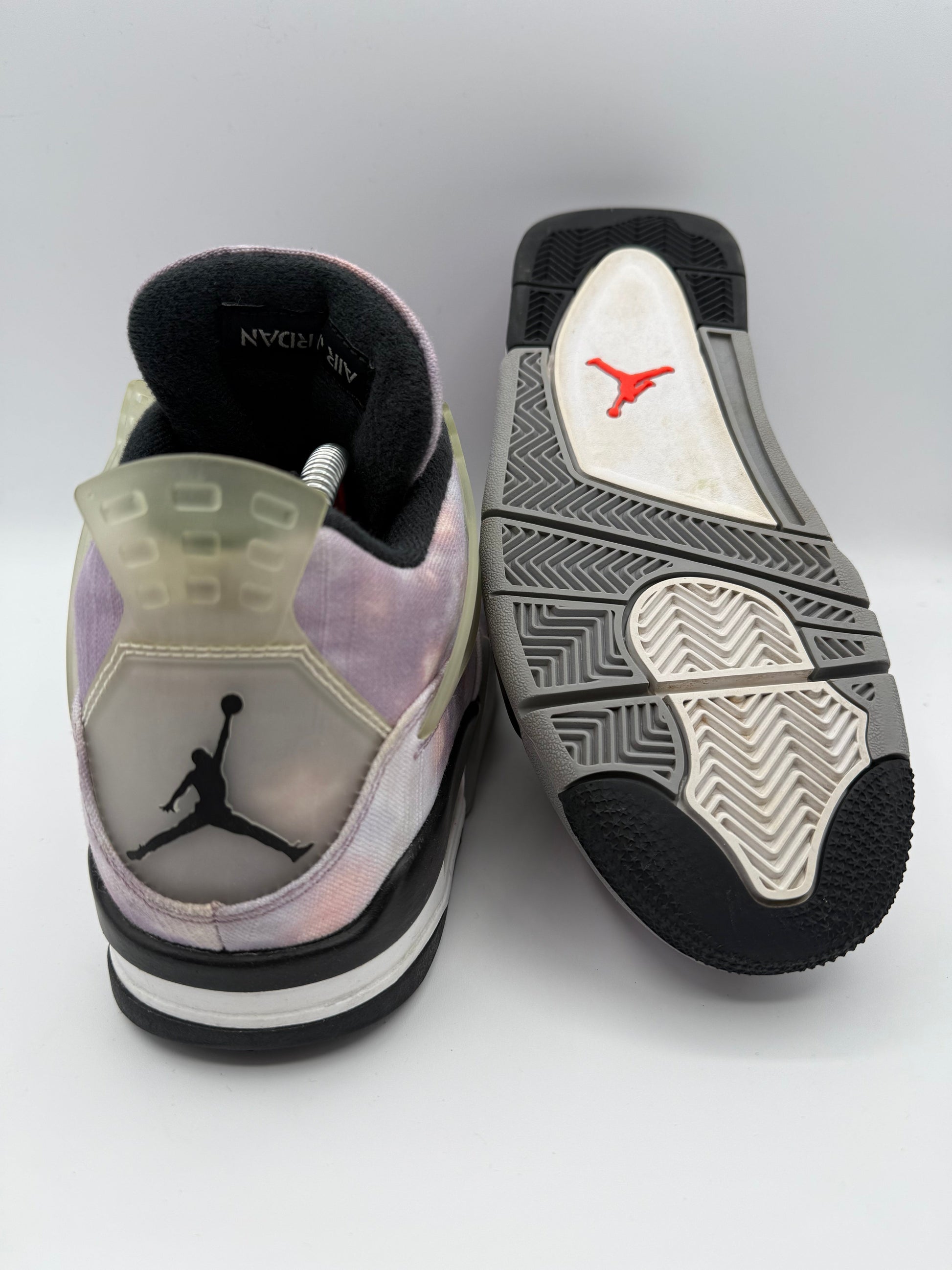 L1824 Jordan 4 Retro Zen Master UK 7 - RecycledStreetwear