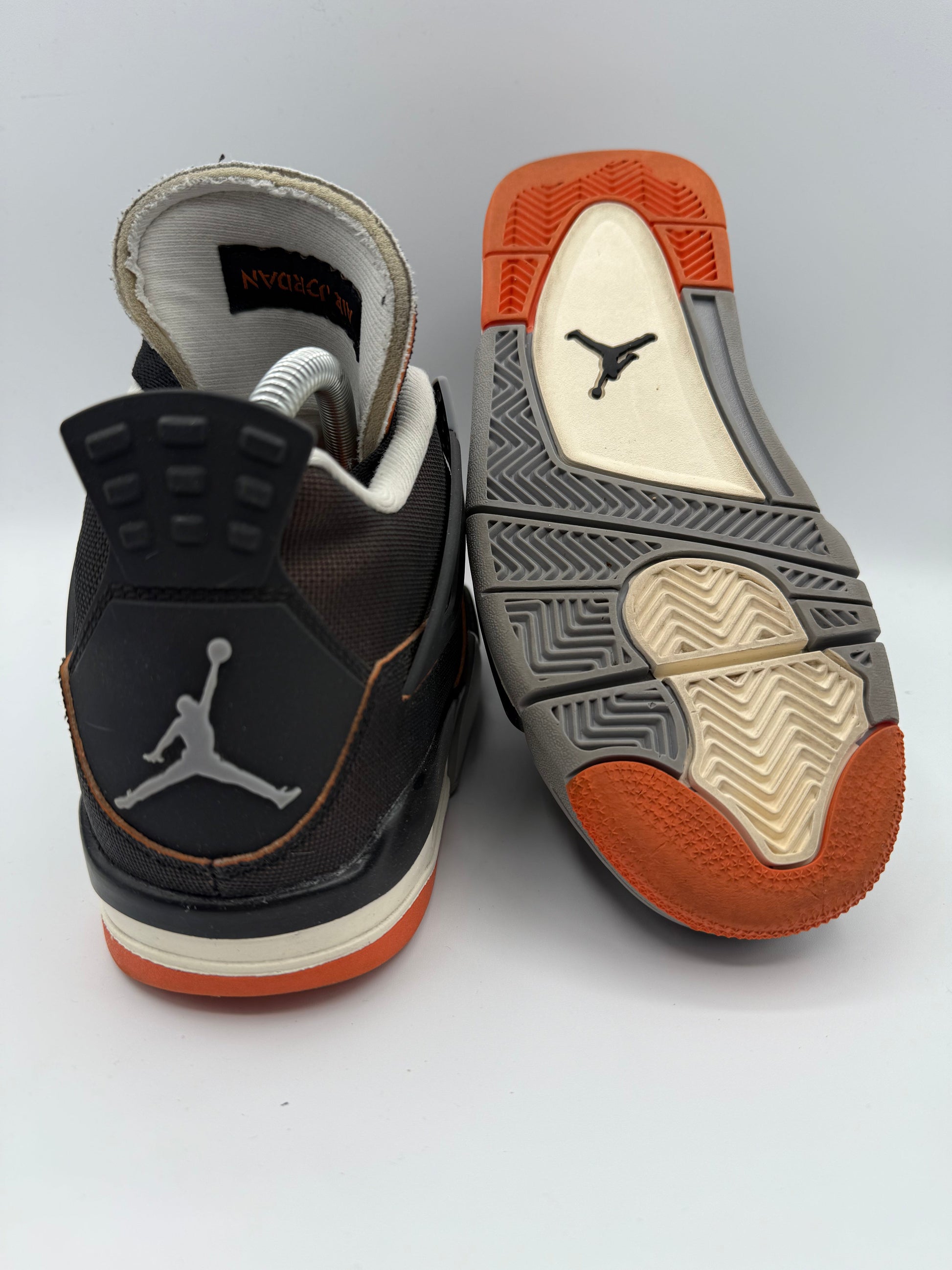 L1883 Jordan 4 Retro Starfish (Women's) UK 4 - RecycledStreetwear