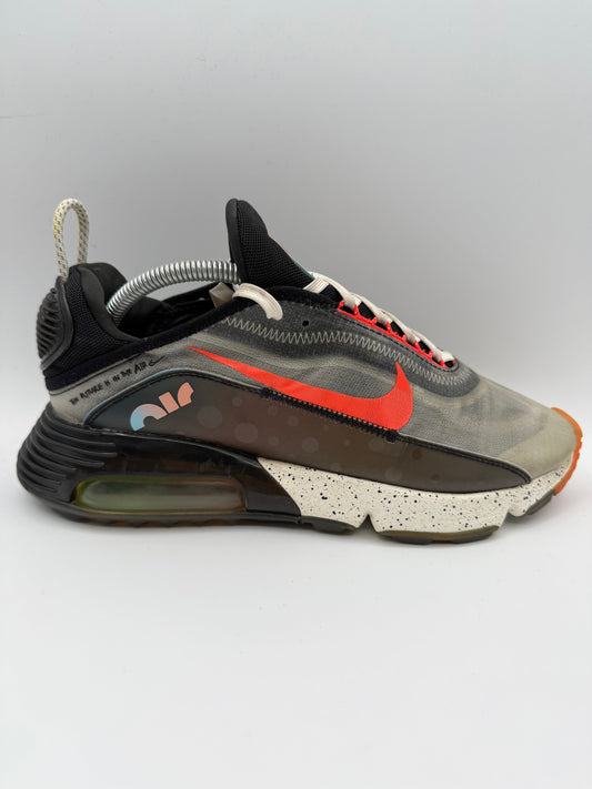 L1923 Nike Air Max 2090 The Future Is In The Air UK 8 - RecycledStreetwear