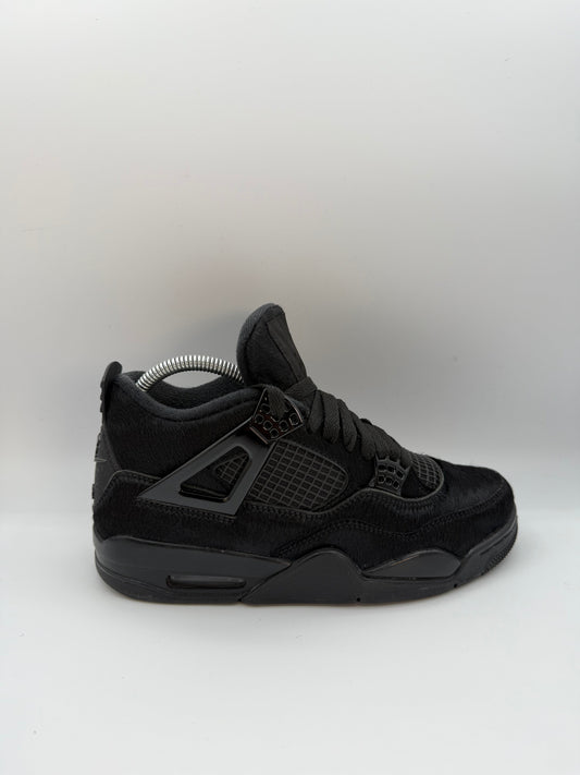 L1962 Jordan 4 Olivia Kim No Cover UK 5 - RecycledStreetwear