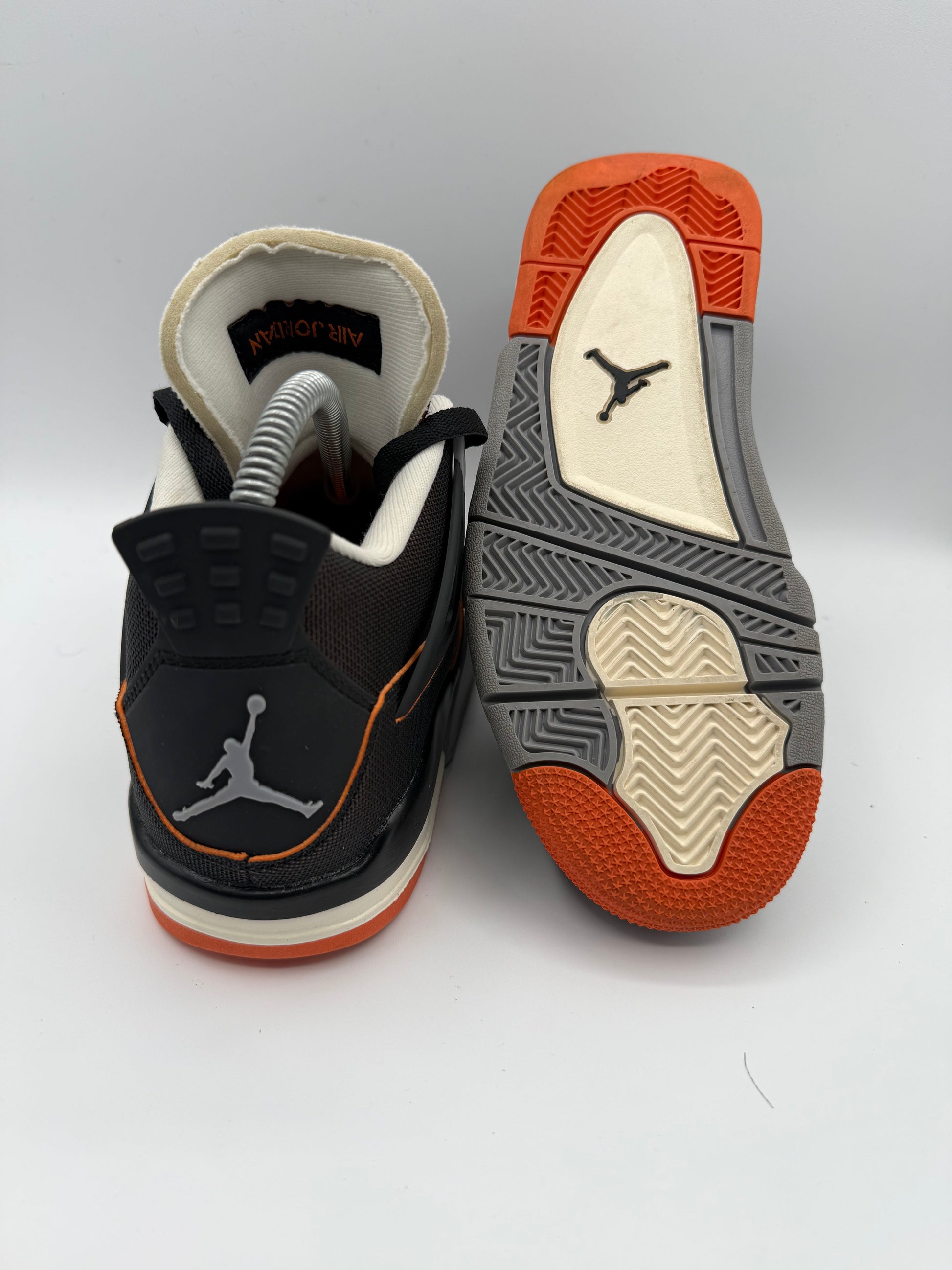 L2029 Jordan 4 Retro Starfish (Women's) UK 4 - RecycledStreetwear