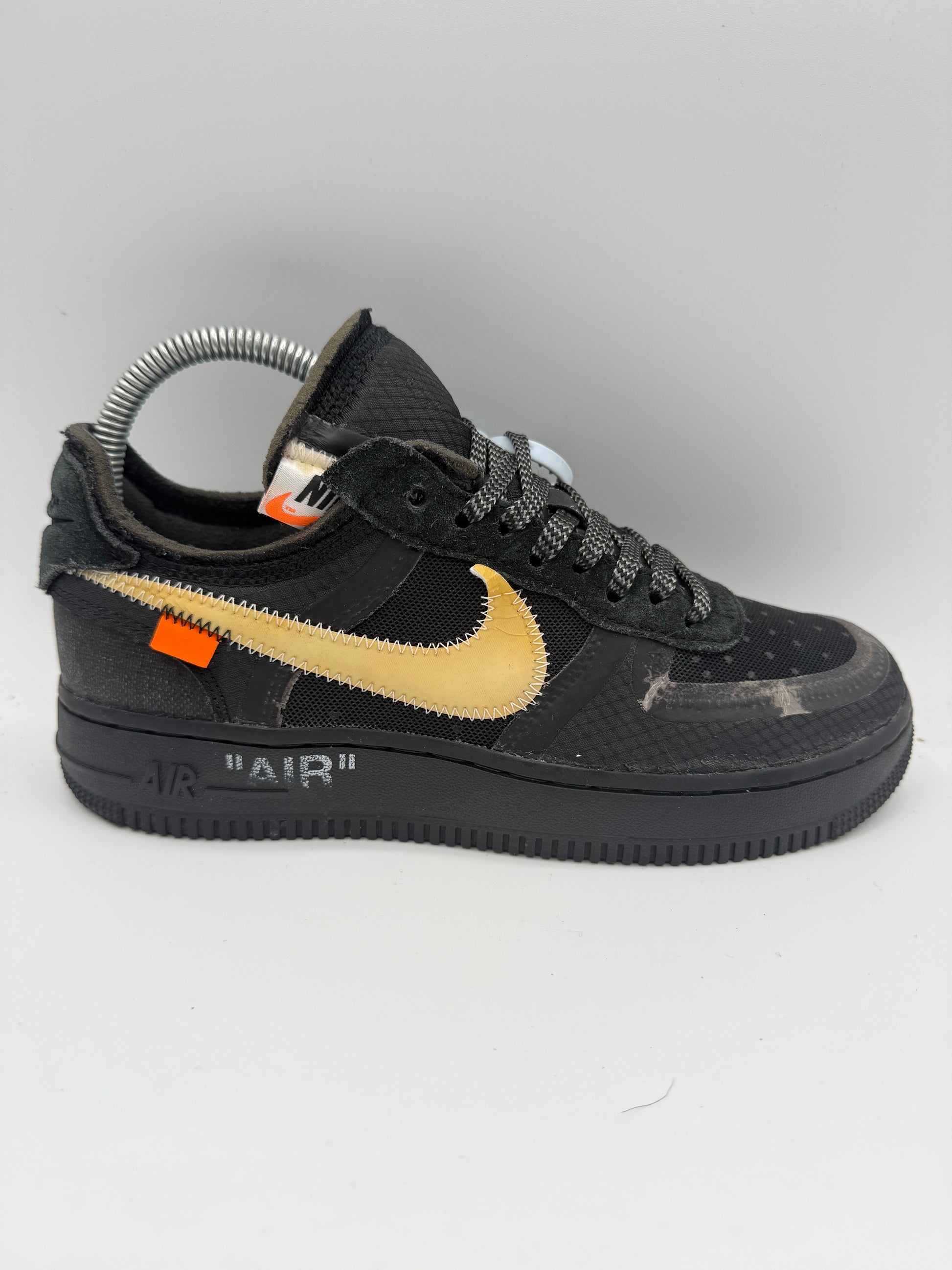 L2030 Nike Air Force 1 Low Off - White Black White UK 4.5 - RecycledStreetwear