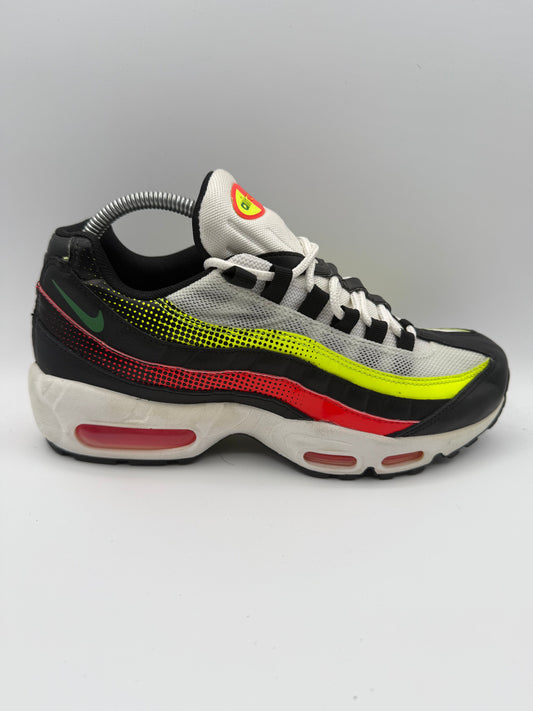 L2050 Nike Air Max 95 Retro Future UK 6.5 - RecycledStreetwear