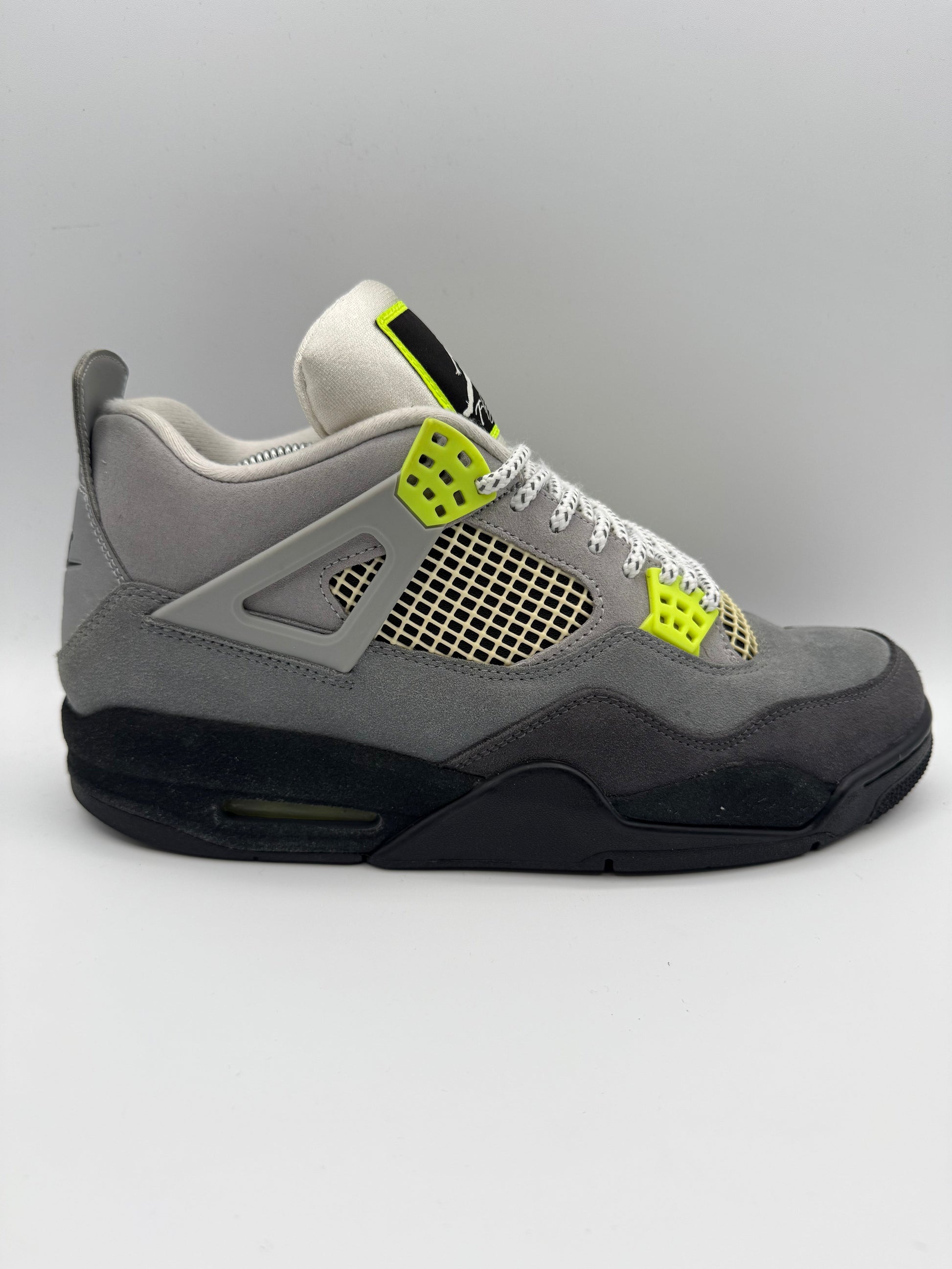 L2068 Jordan 4 Retro SE 95 Neon UK 10 - RecycledStreetwear