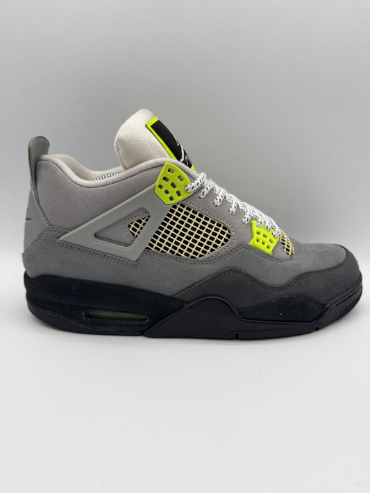 L2068 Jordan 4 Retro SE 95 Neon UK 10 - RecycledStreetwear