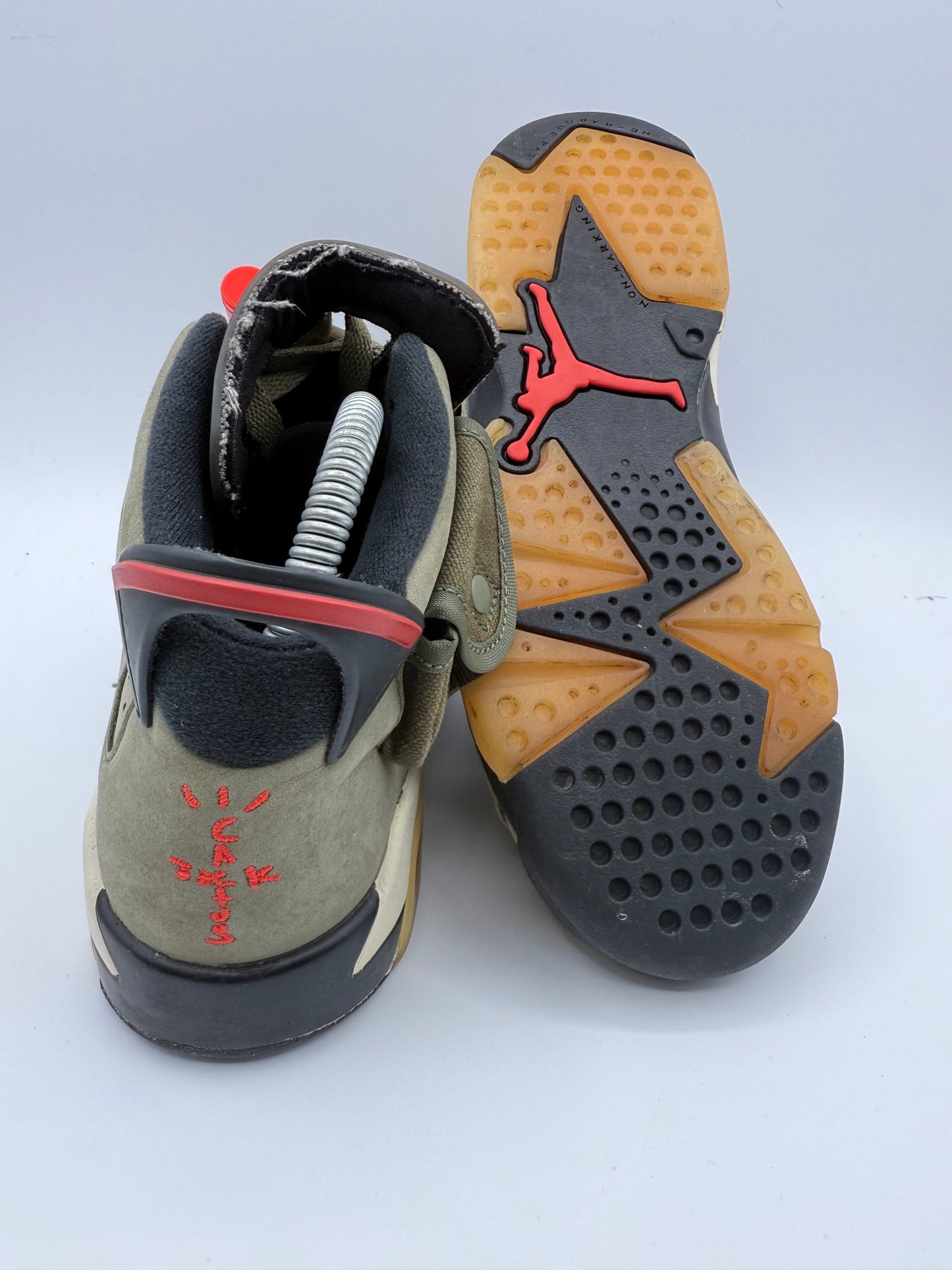 L2091 Jordan 6 Retro Travis Scott UK 4.5 - RecycledStreetwear