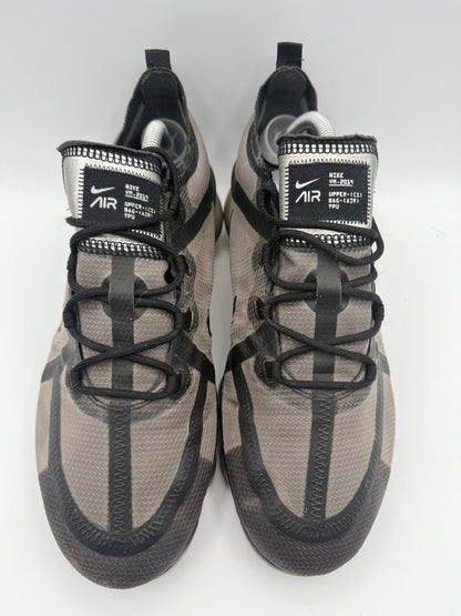 L2124 Nike Air VaporMax 2019 Triple Black UK 9 - RecycledStreetwear