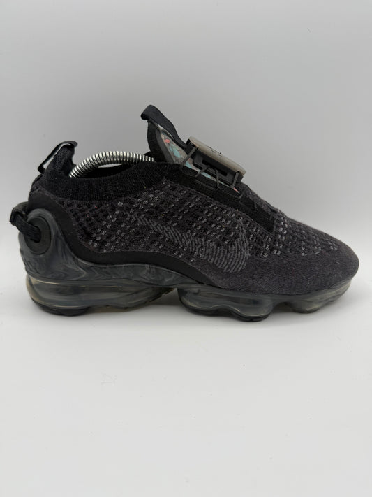 L2126 Nike Air VaporMax 2020 Flyknit Black Dark Grey UK 7.5 - RecycledStreetwear