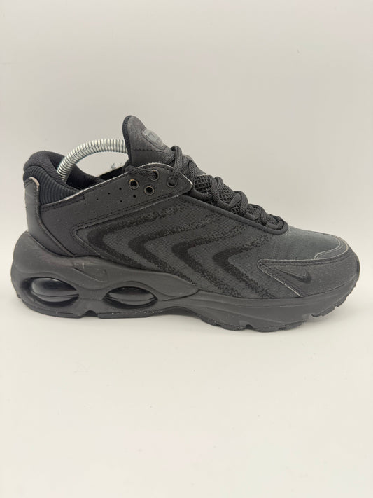 L2144 Nike Air Max TW Next Nature Black Anthracite UK 7.5 - RecycledStreetwear