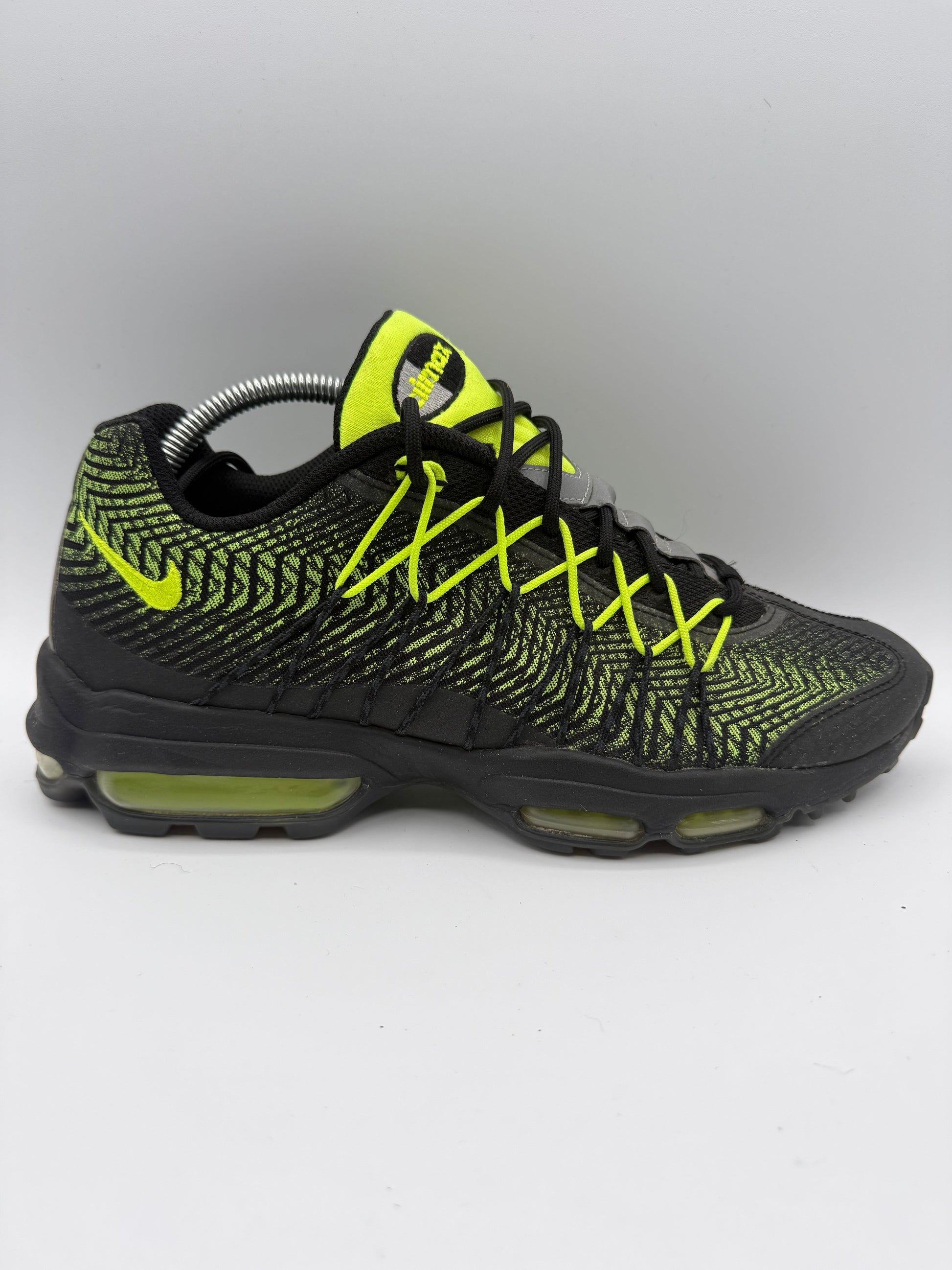 L2173 Nike Air Max 95 Jacquard Black Volt UK 8 - RecycledStreetwear
