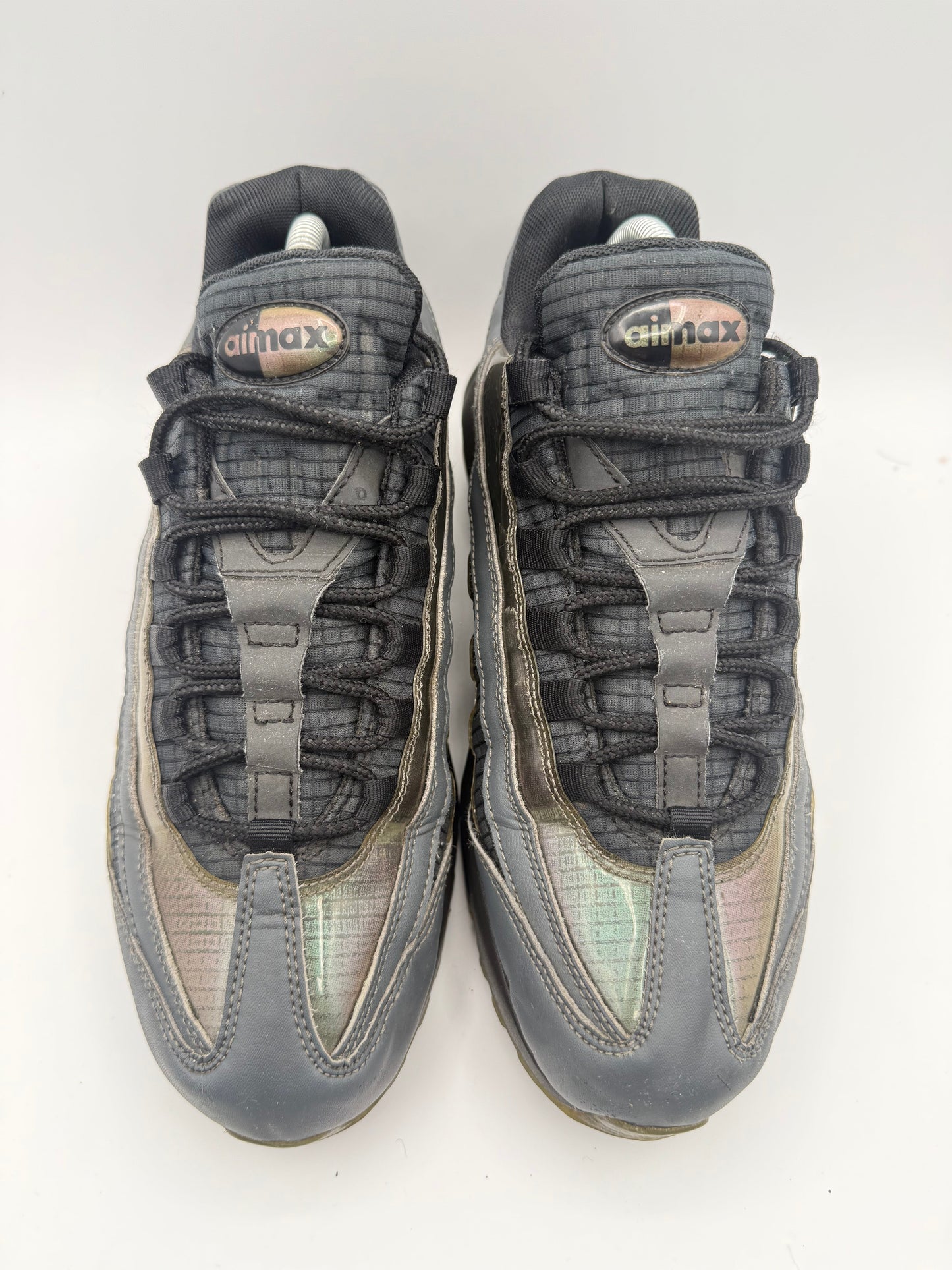 L2199 Nike Air Max 95 LV8 Black UK 7 - RecycledStreetwear
