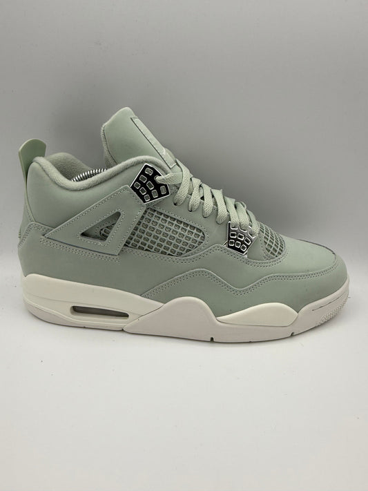 L2246 Jordan 4 Retro Seafoam Sail UK 9.5 - RecycledStreetwear