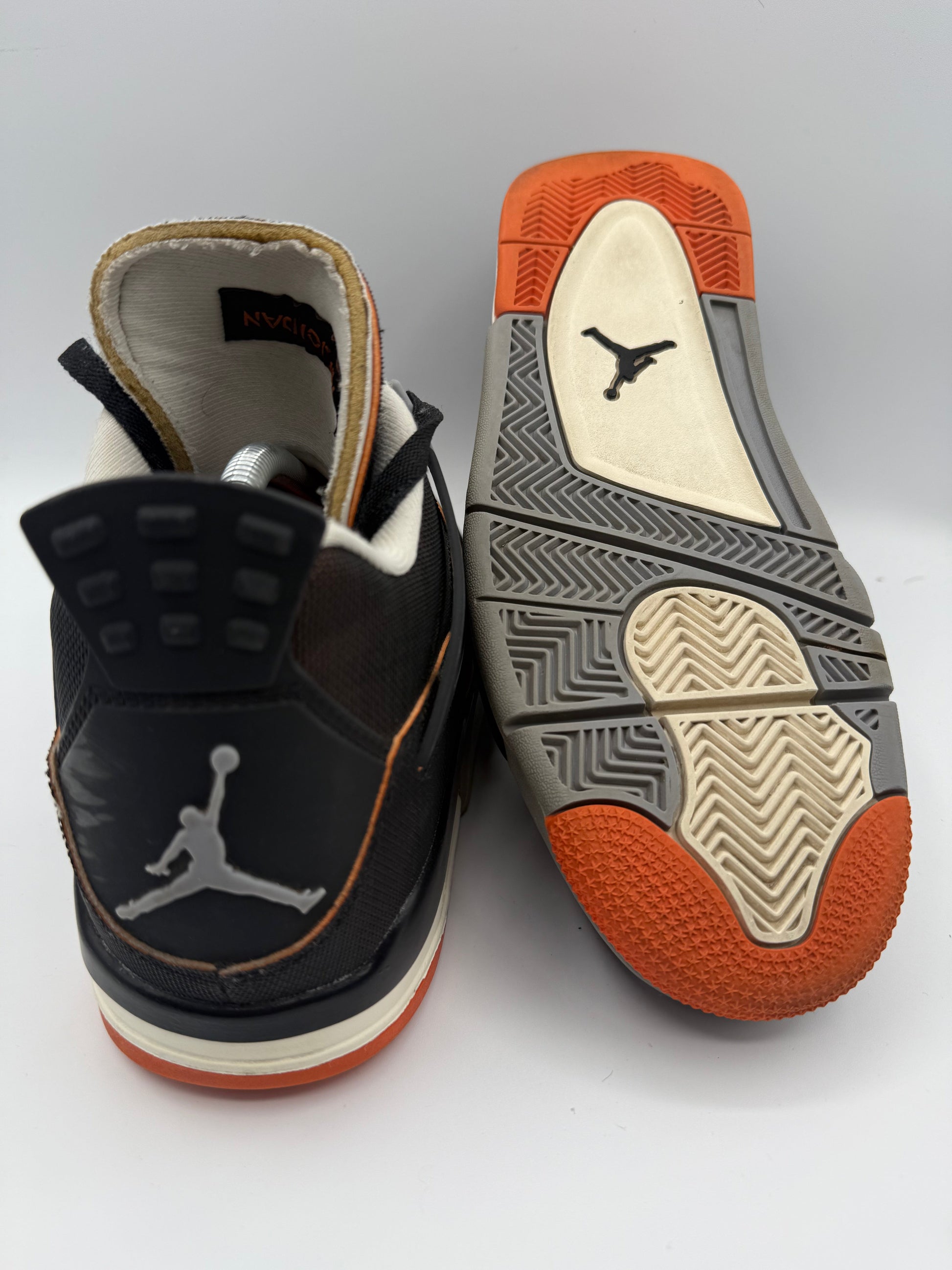 L2261 Jordan 4 Retro Starfish (Women's) UK 8 - RecycledStreetwear