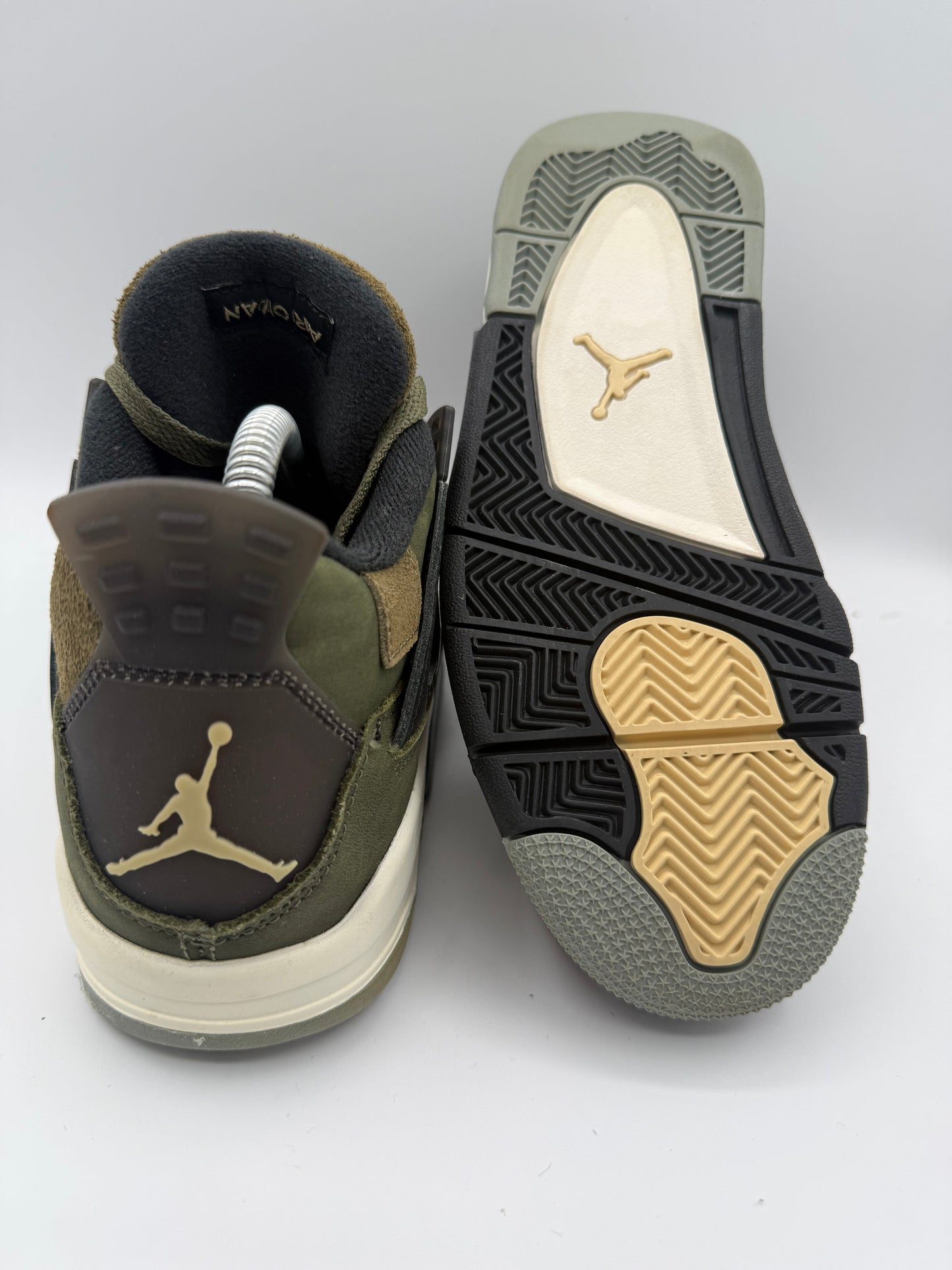 L2314 Jordan 4 Retro SE Craft Medium Olive (GS) UK 5 - RecycledStreetwear