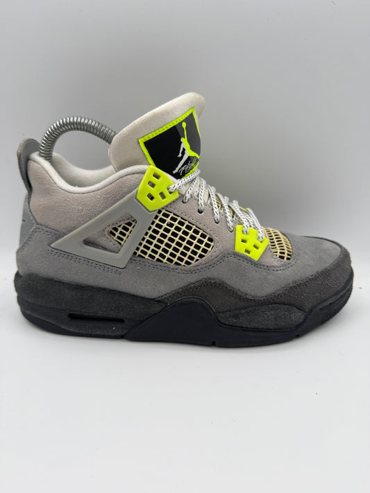 L2330 Jordan 4 Retro SE 95 Neon UK 4.5 - RecycledStreetwear