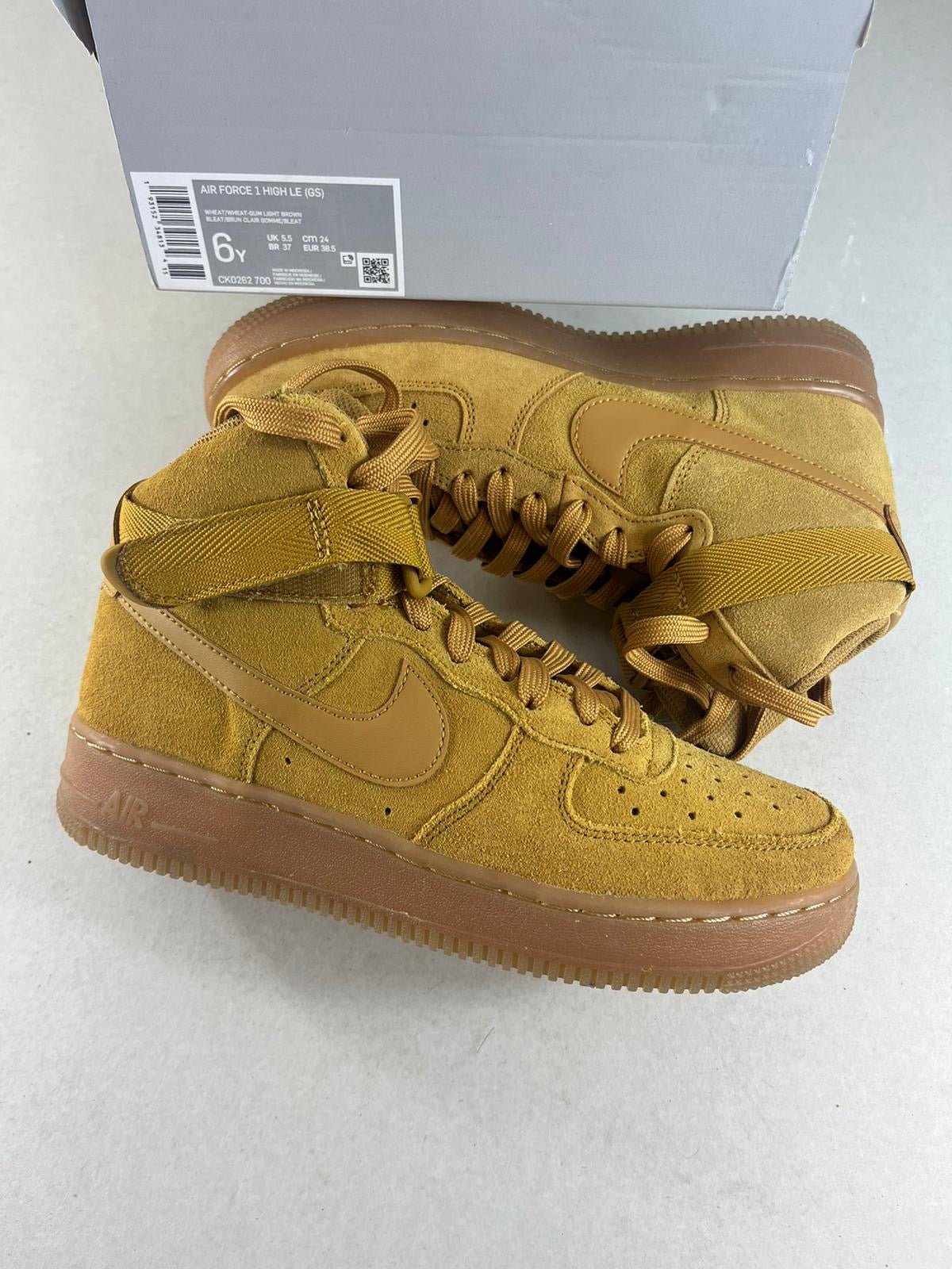 Nike Air Force 1 High LV8 3 UK 5.5 - RecycledStreetwear