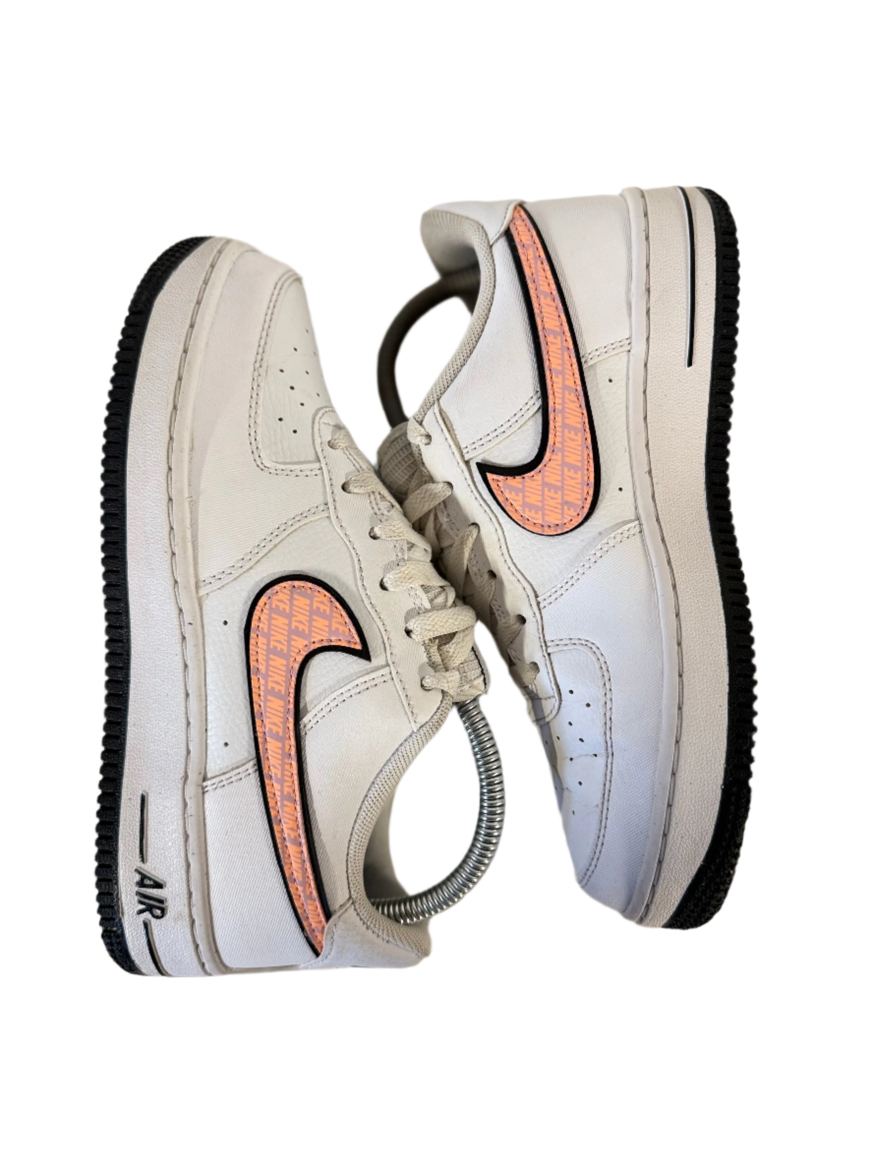 Nike Air Force UK 4.5 - RecycledStreetwear