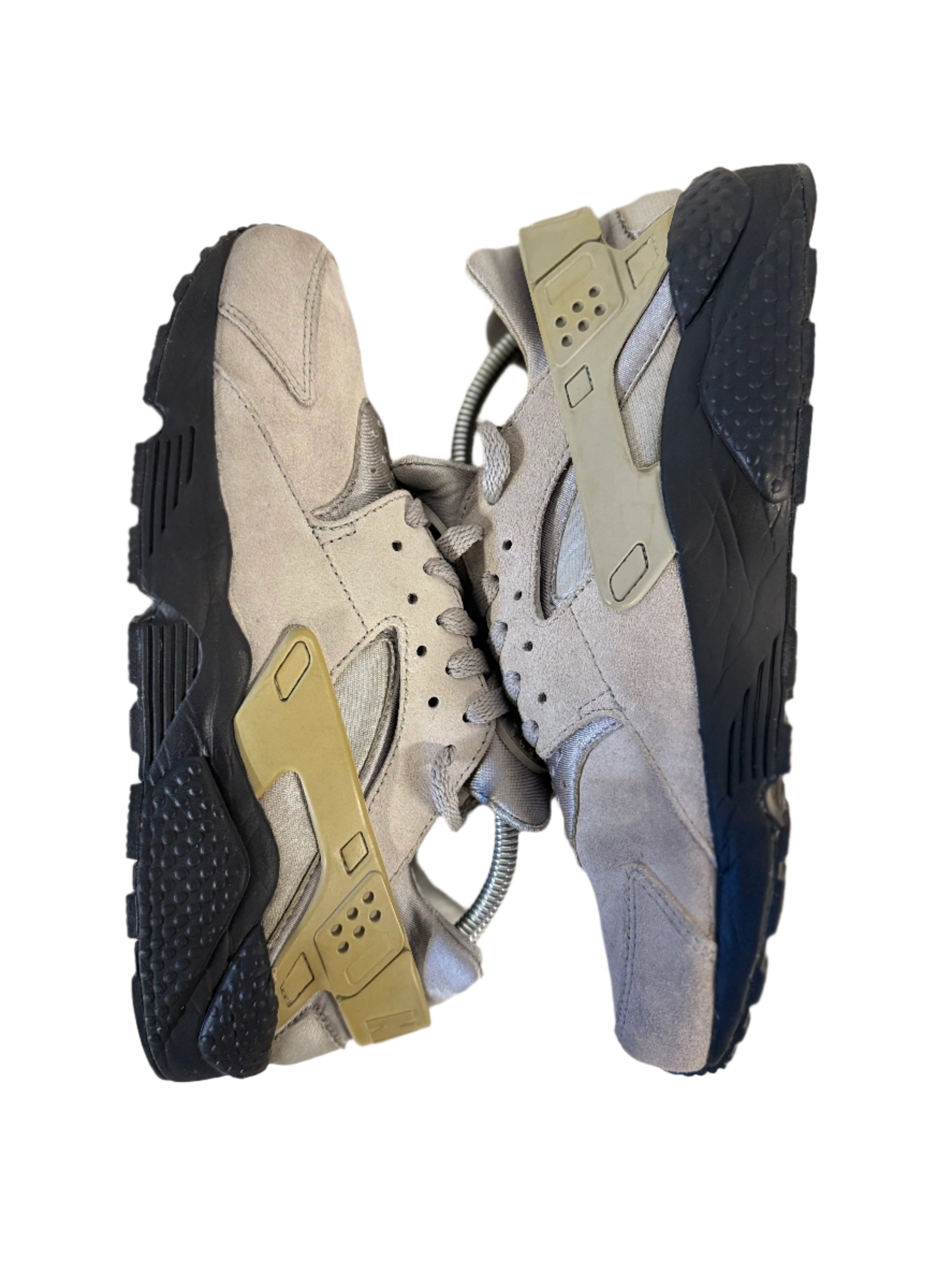 Nike Air Huarache Run 'Matte Silver' uk 8 - RecycledStreetwear