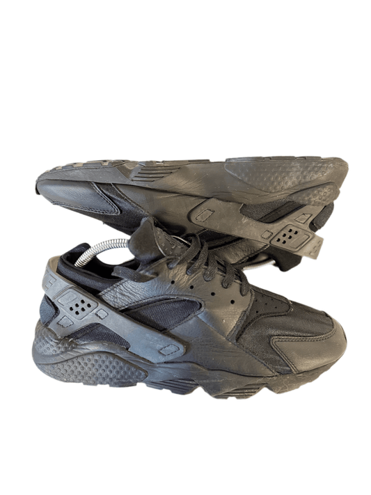 Nike Air Huarache 'Triple Black' uk 9 - RecycledStreetwear