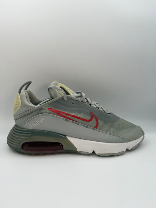 Nike Air Max 2090 'Smoke Grey Uni Red' UK 11 - RecycledStreetwear