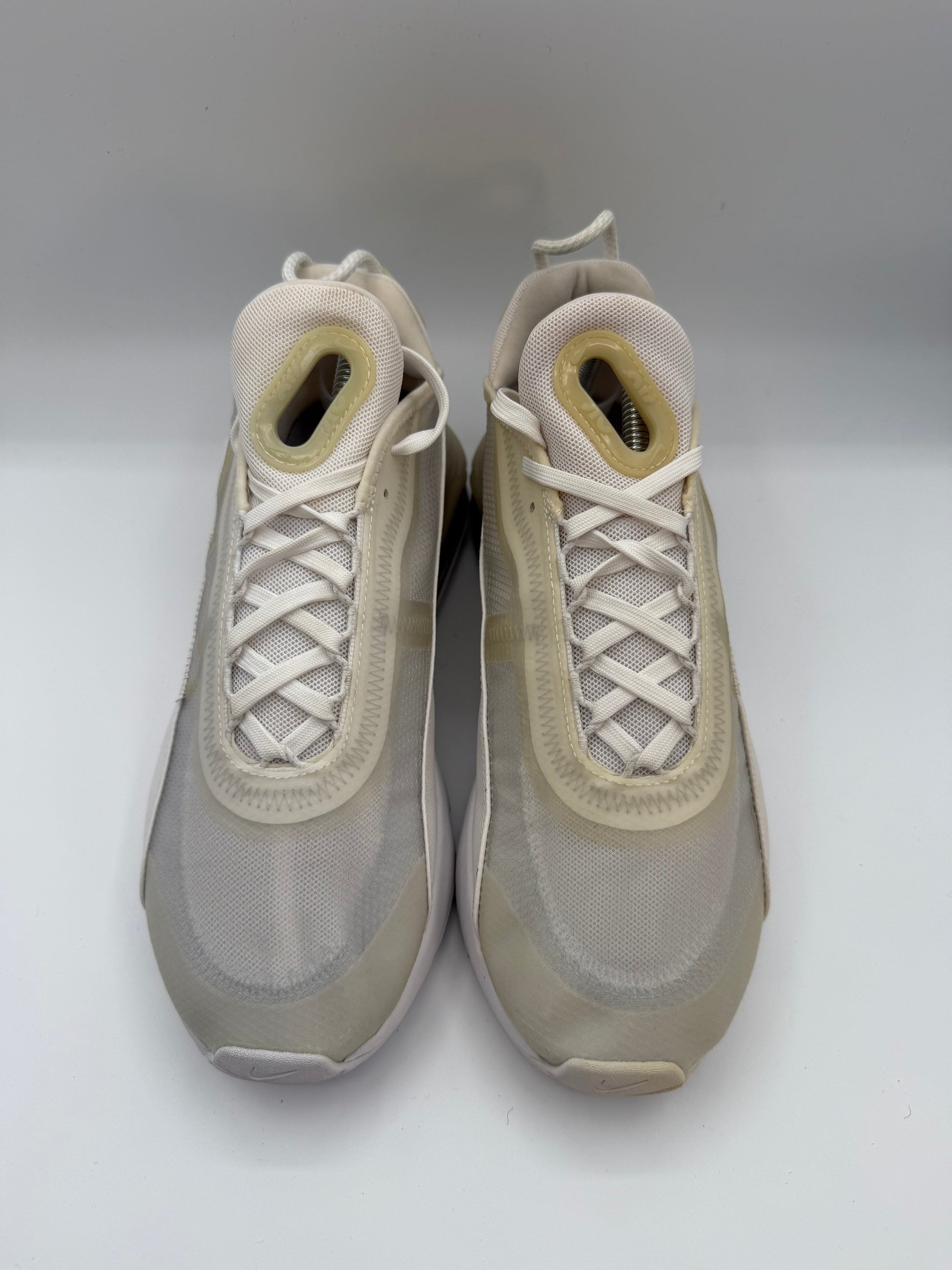Nike Air Max 2090 Triple White UK 7.5 - RecycledStreetwear