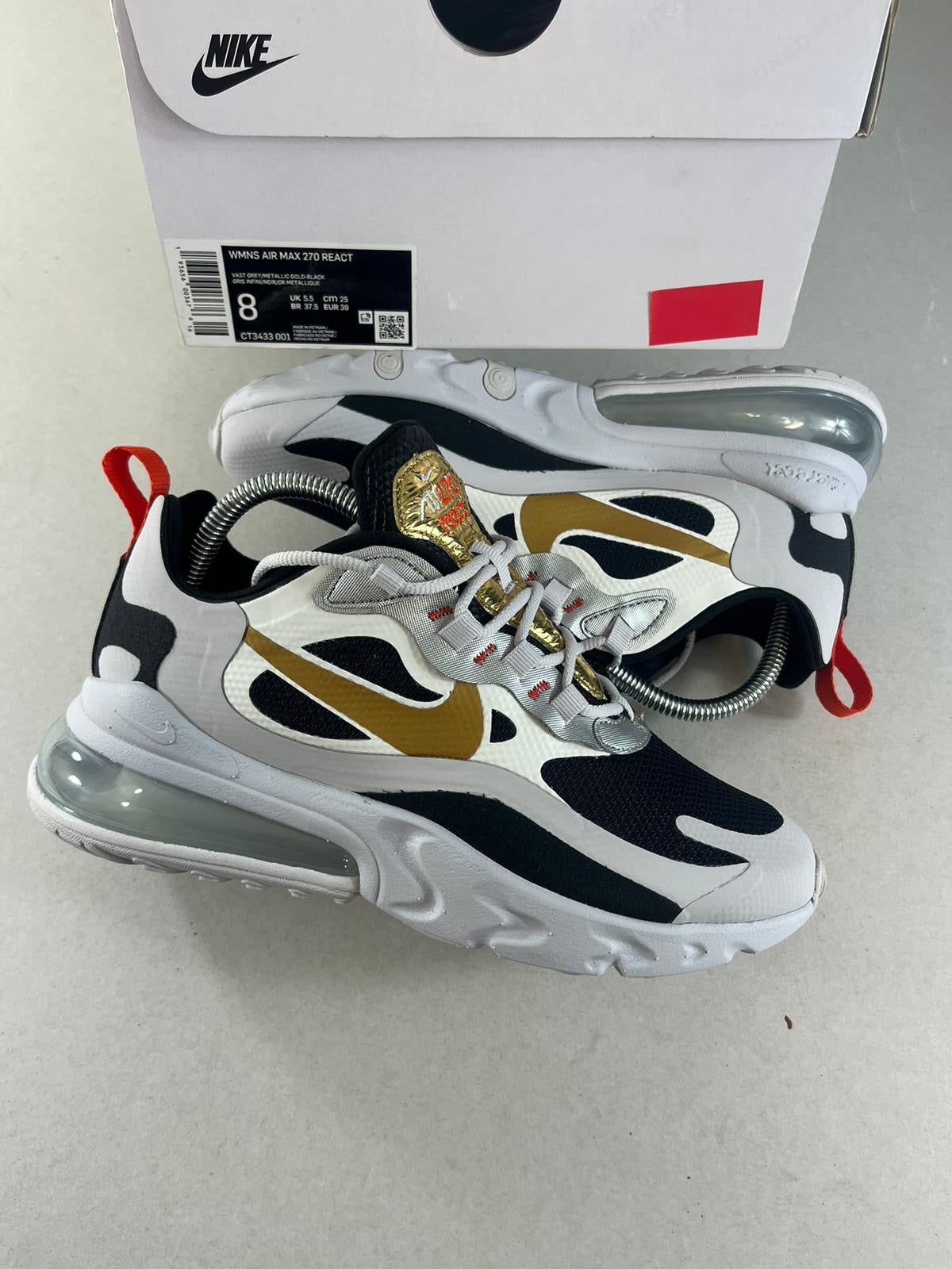 Nike Air Max 270 React UK 5.5 - RecycledStreetwear