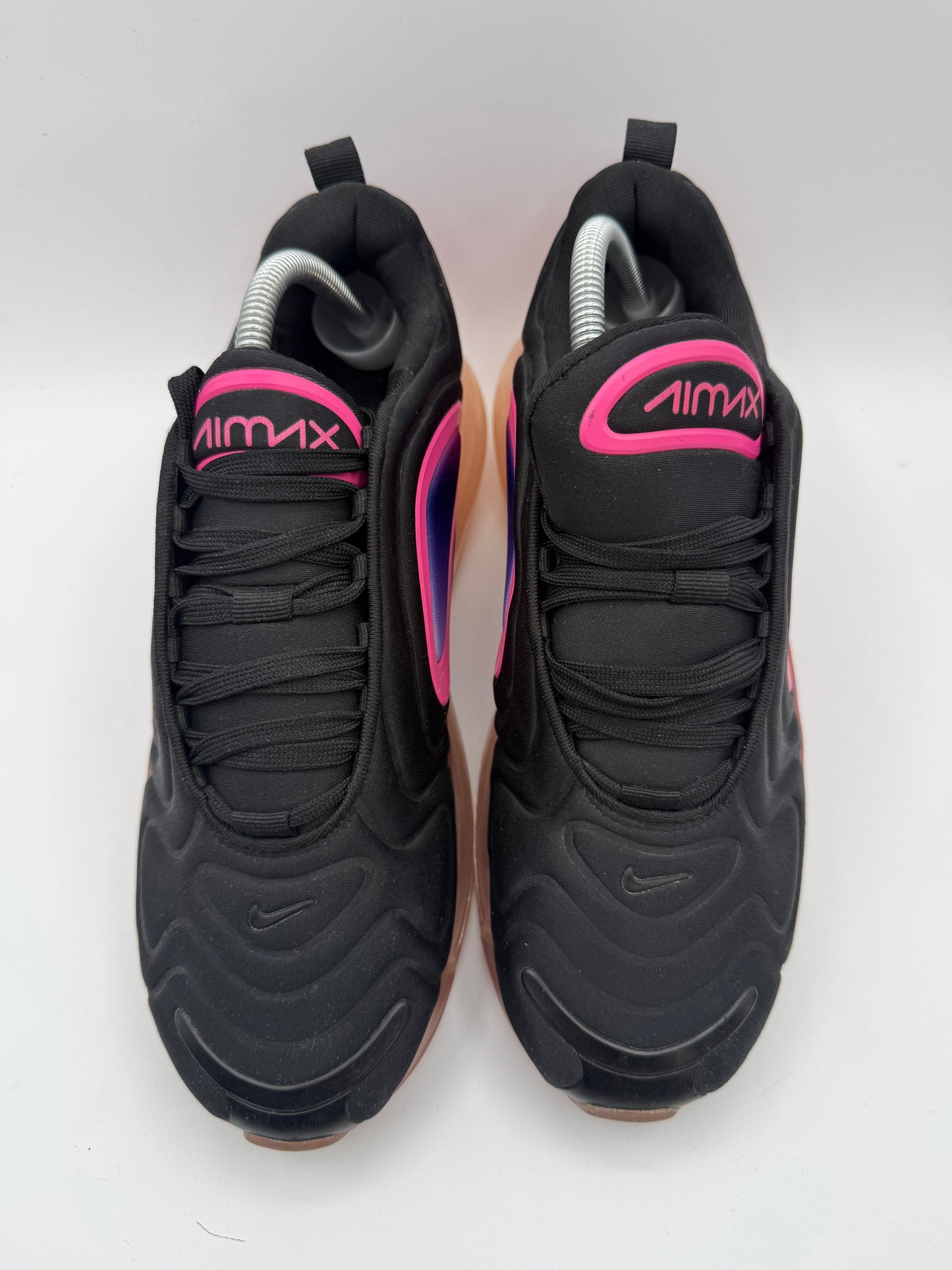 Nike Air Max 720 Black Laser Fuchsia UK 7.5 - RecycledStreetwear