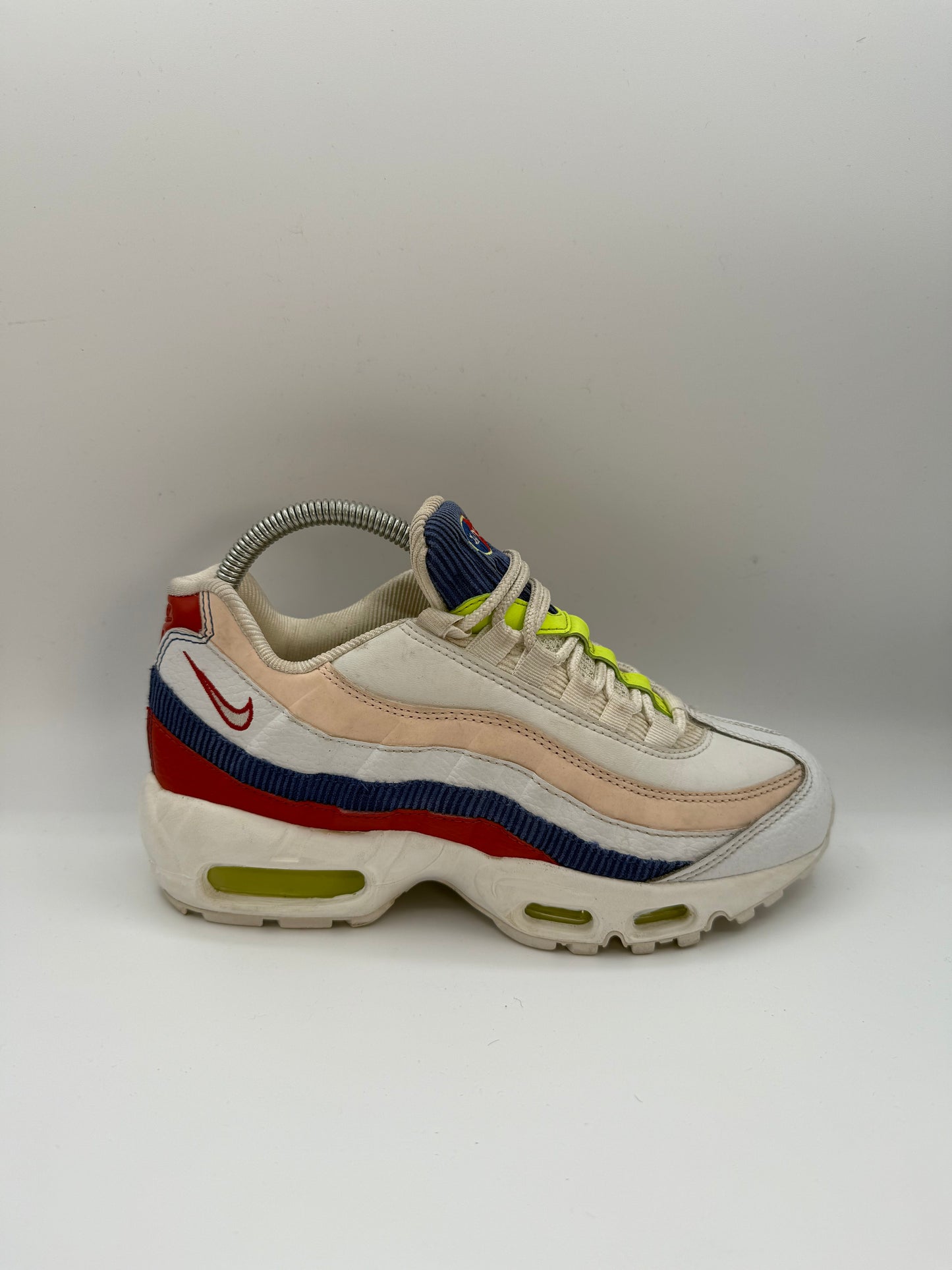 Nike Air Max 95 Corduroy Panache UK 3.5 - RecycledStreetwear