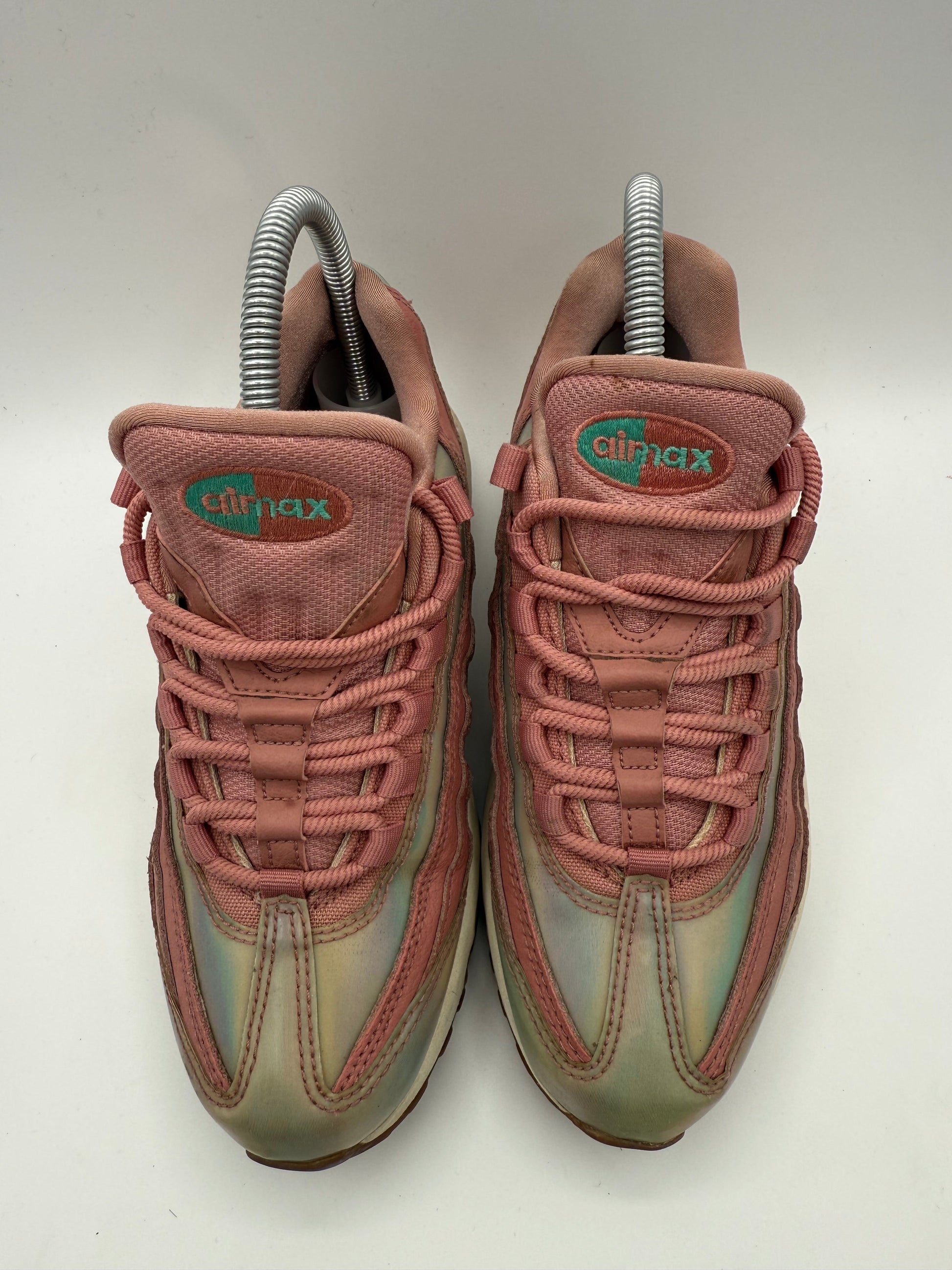 Nike Air Max 95 'Red Stardust' UK 3 - RecycledStreetwear