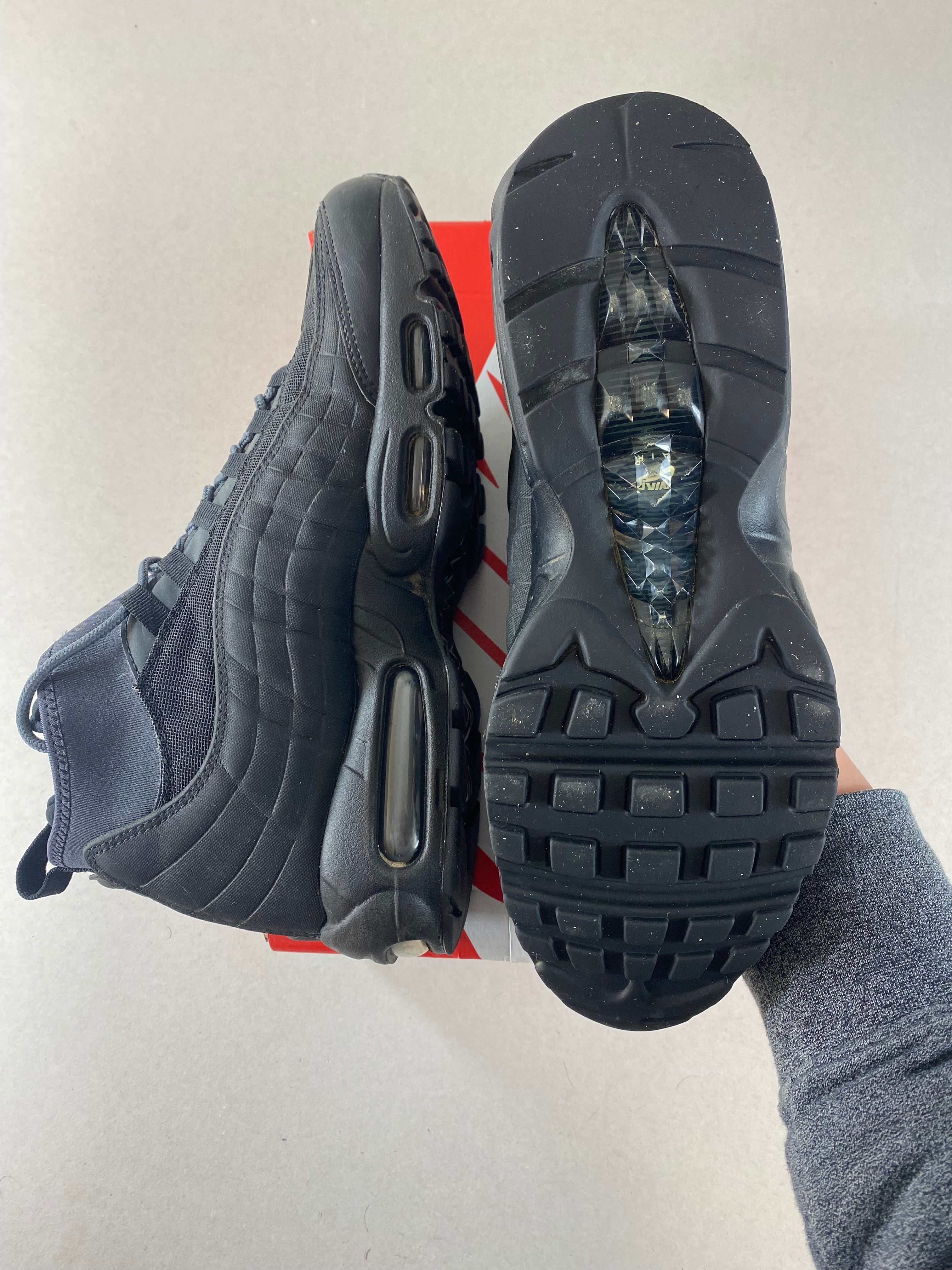 Nike Air Max 95 Sneakerboot UK 8.5 - RecycledStreetwear