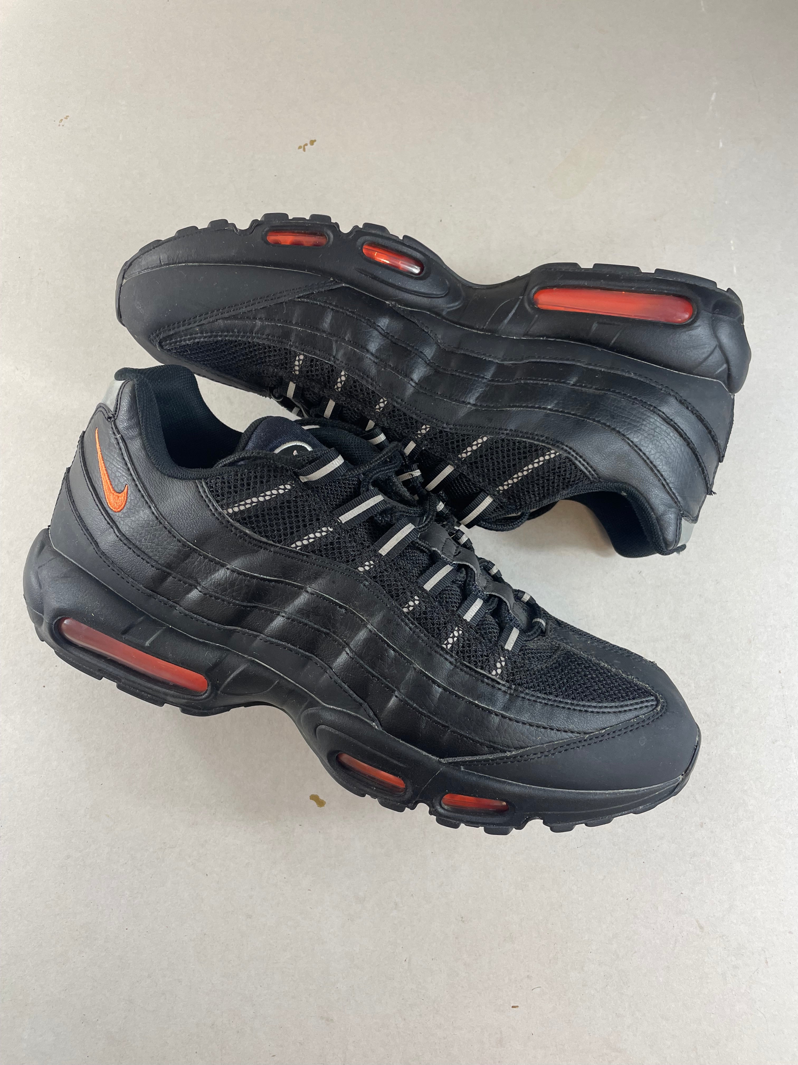 Nike Air Max 95 UK 13 - RecycledStreetwear